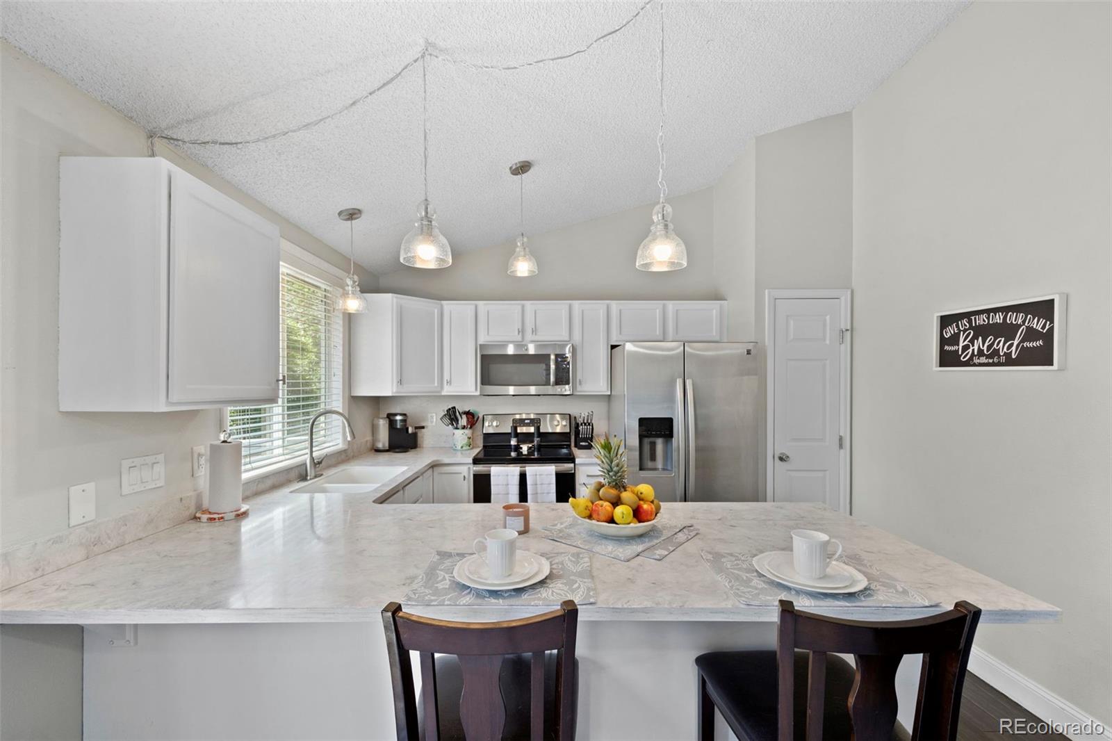 MLS Image #11 for 3965 s fundy circle,aurora, Colorado
