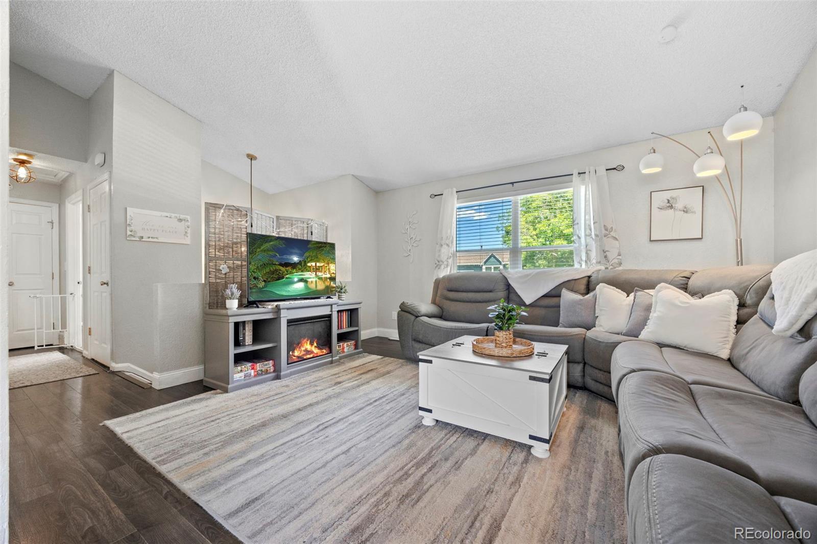 MLS Image #5 for 3965 s fundy circle,aurora, Colorado