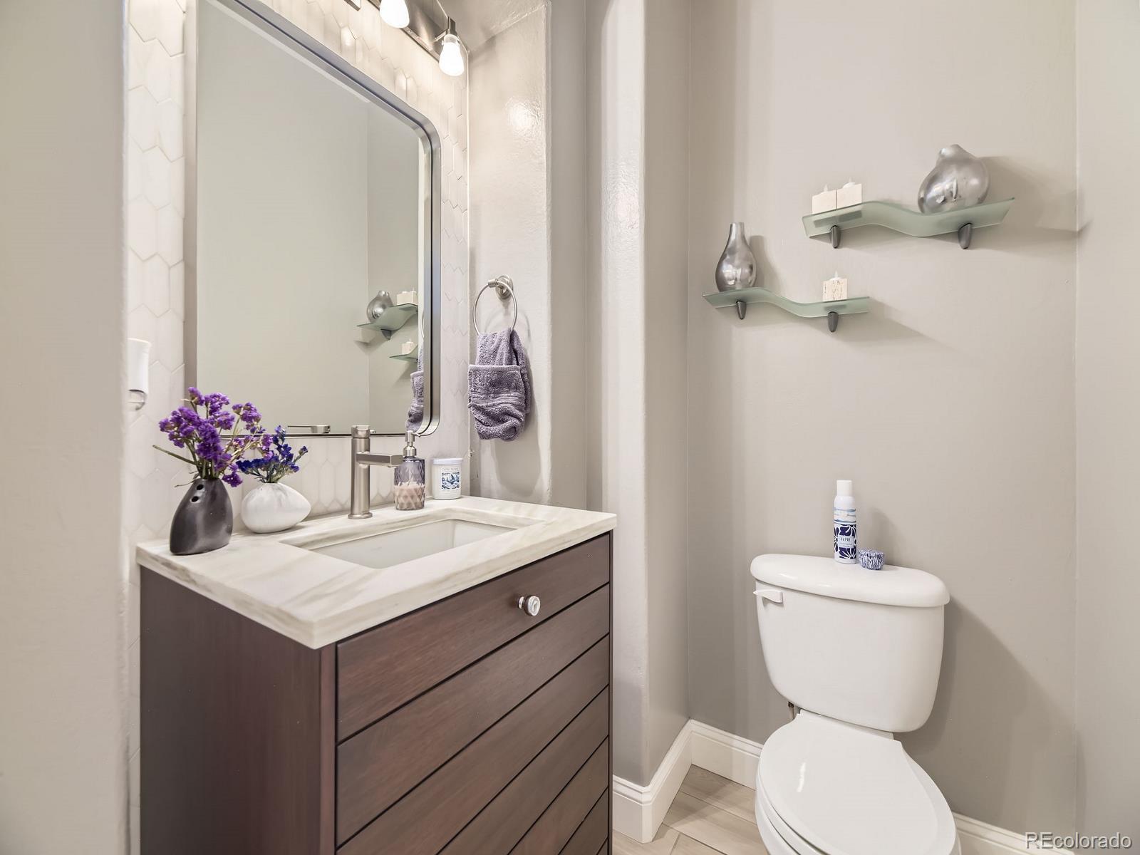 MLS Image #13 for 7053 s shawnee street,aurora, Colorado