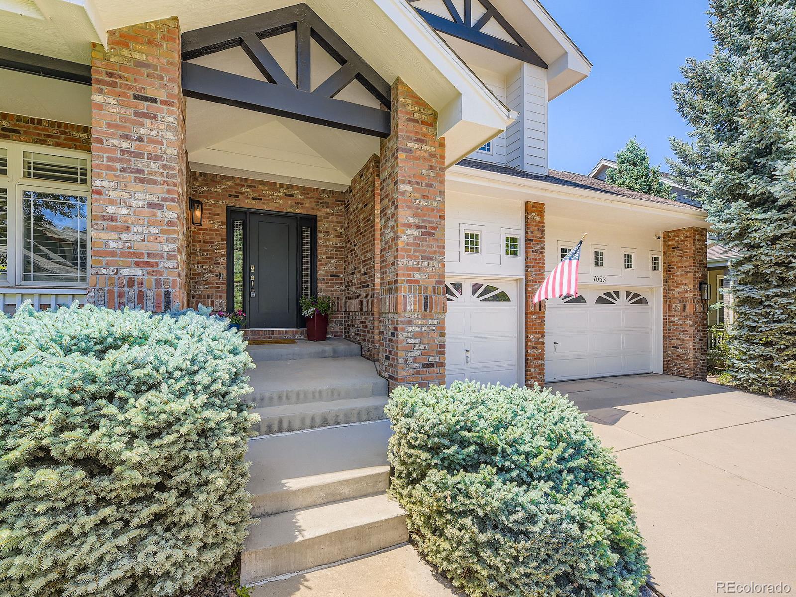 MLS Image #2 for 7053 s shawnee street,aurora, Colorado