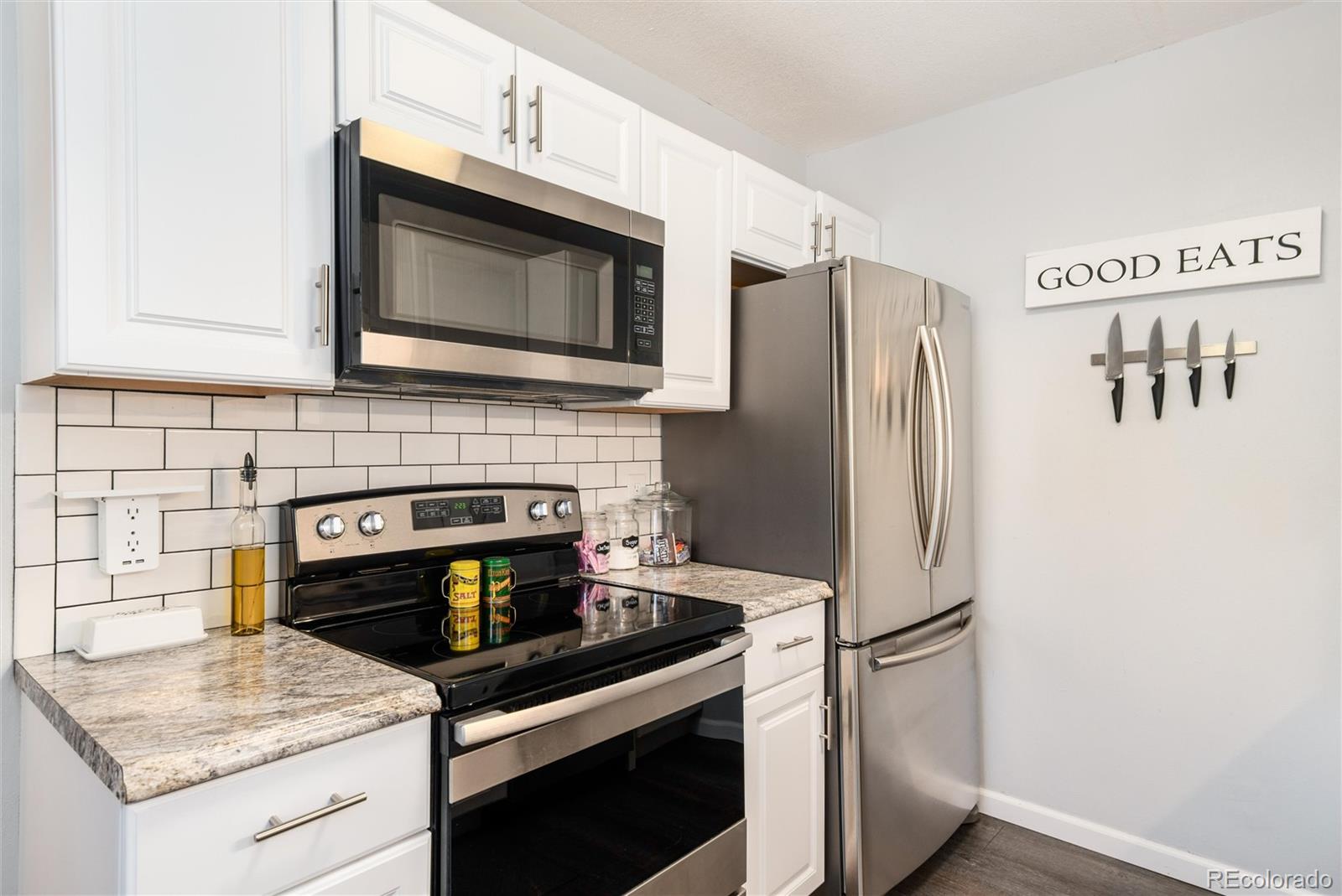 MLS Image #14 for 1537 s owens street,denver, Colorado