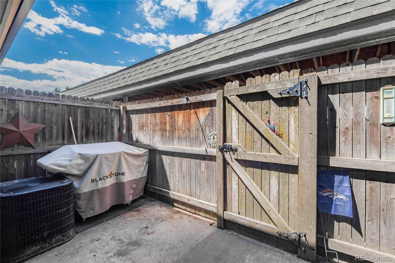 MLS Image #28 for 1537 s owens street,denver, Colorado