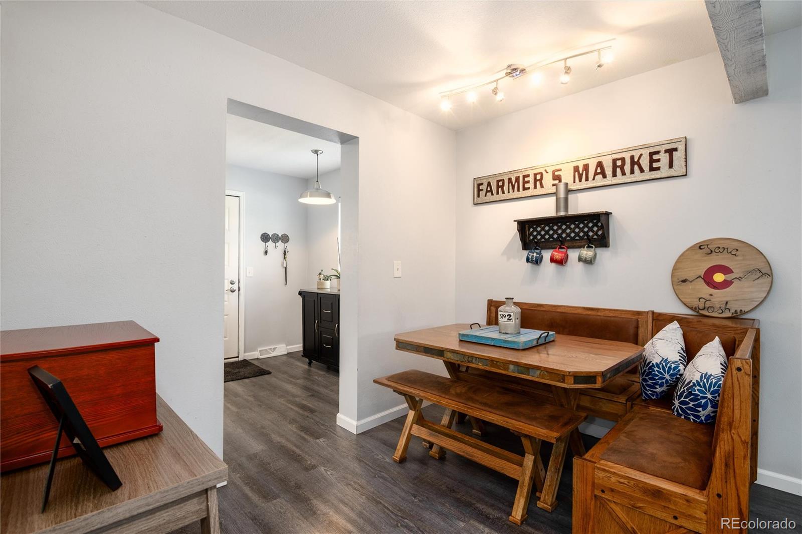 MLS Image #8 for 1537 s owens street,denver, Colorado