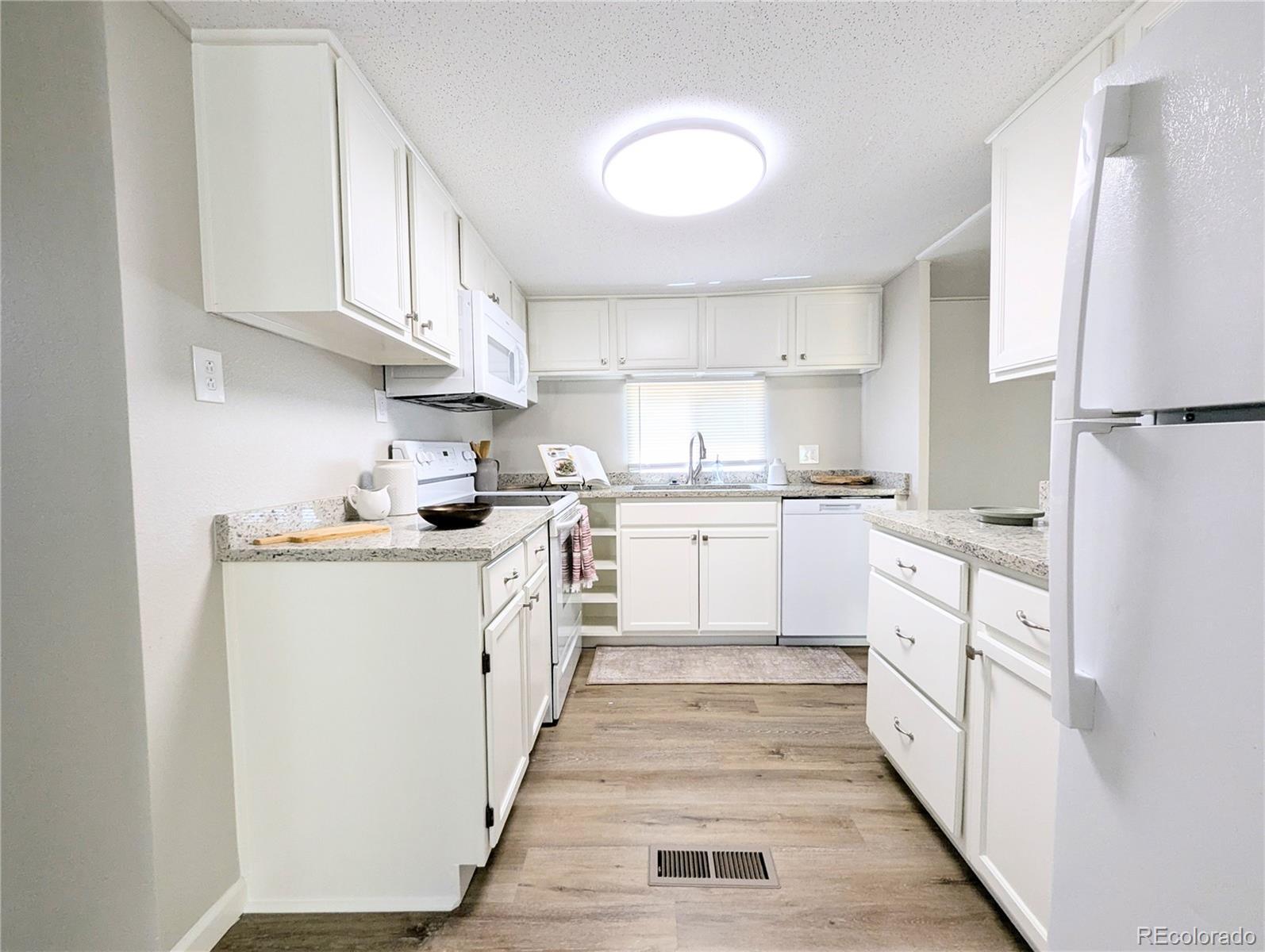 MLS Image #8 for 2032  tulane street,denver, Colorado