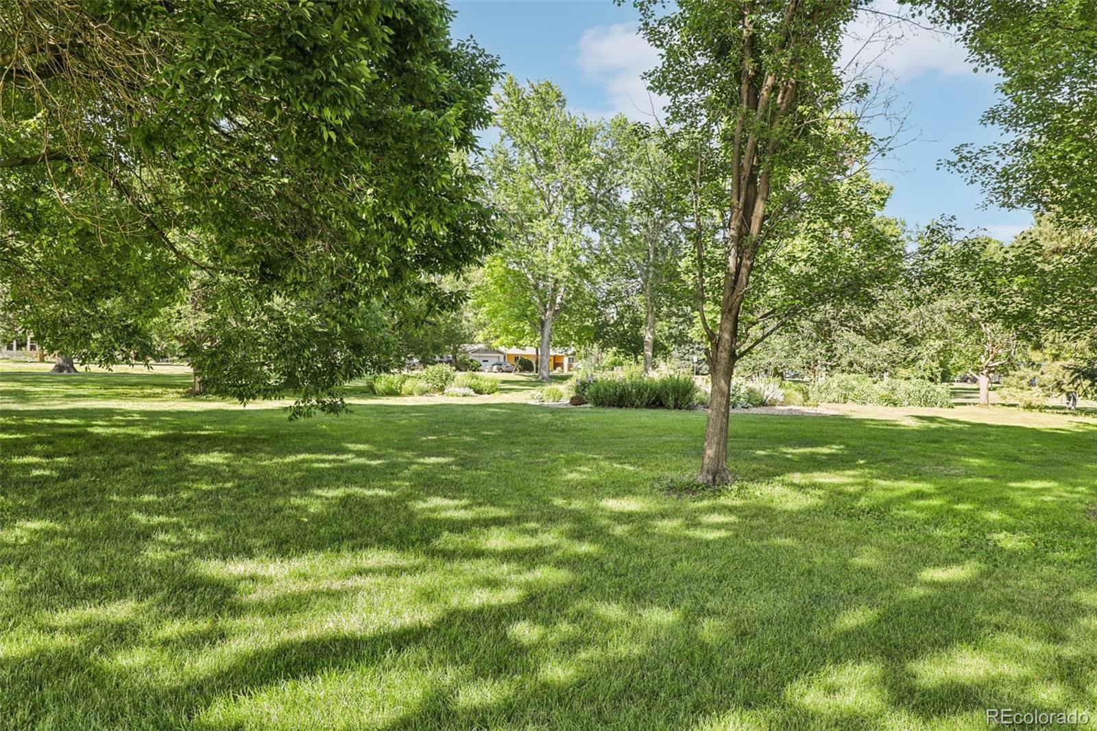 MLS Image #37 for 1975  cody street,lakewood, Colorado