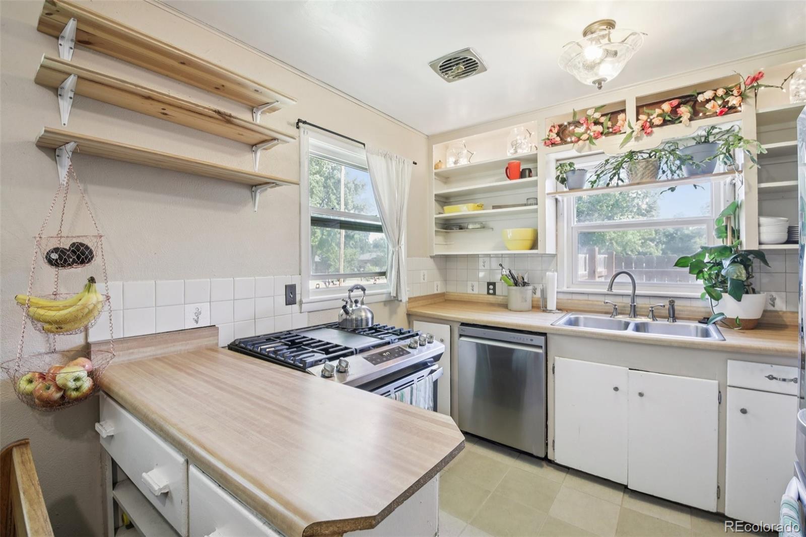 MLS Image #8 for 1975  cody street,lakewood, Colorado