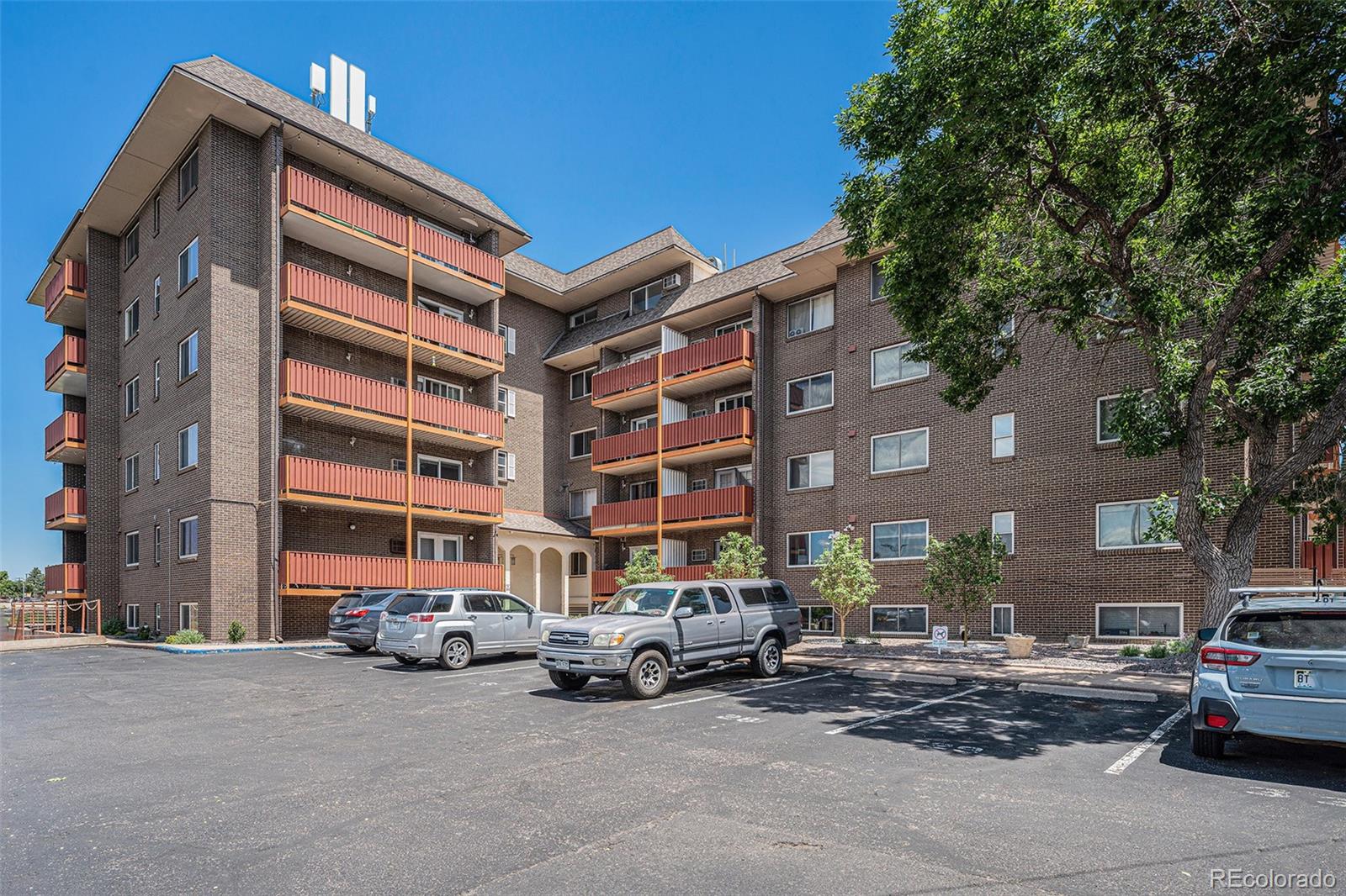 MLS Image #11 for 3047 w 47th avenue,denver, Colorado