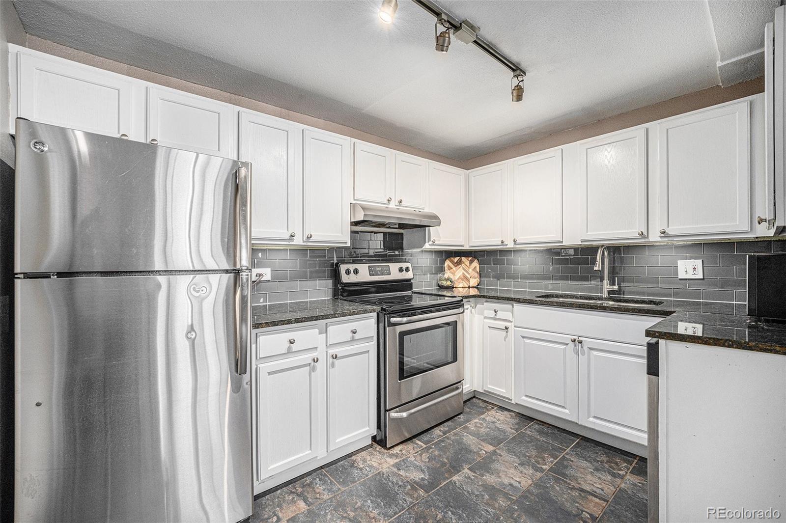 MLS Image #3 for 3047 w 47th avenue,denver, Colorado