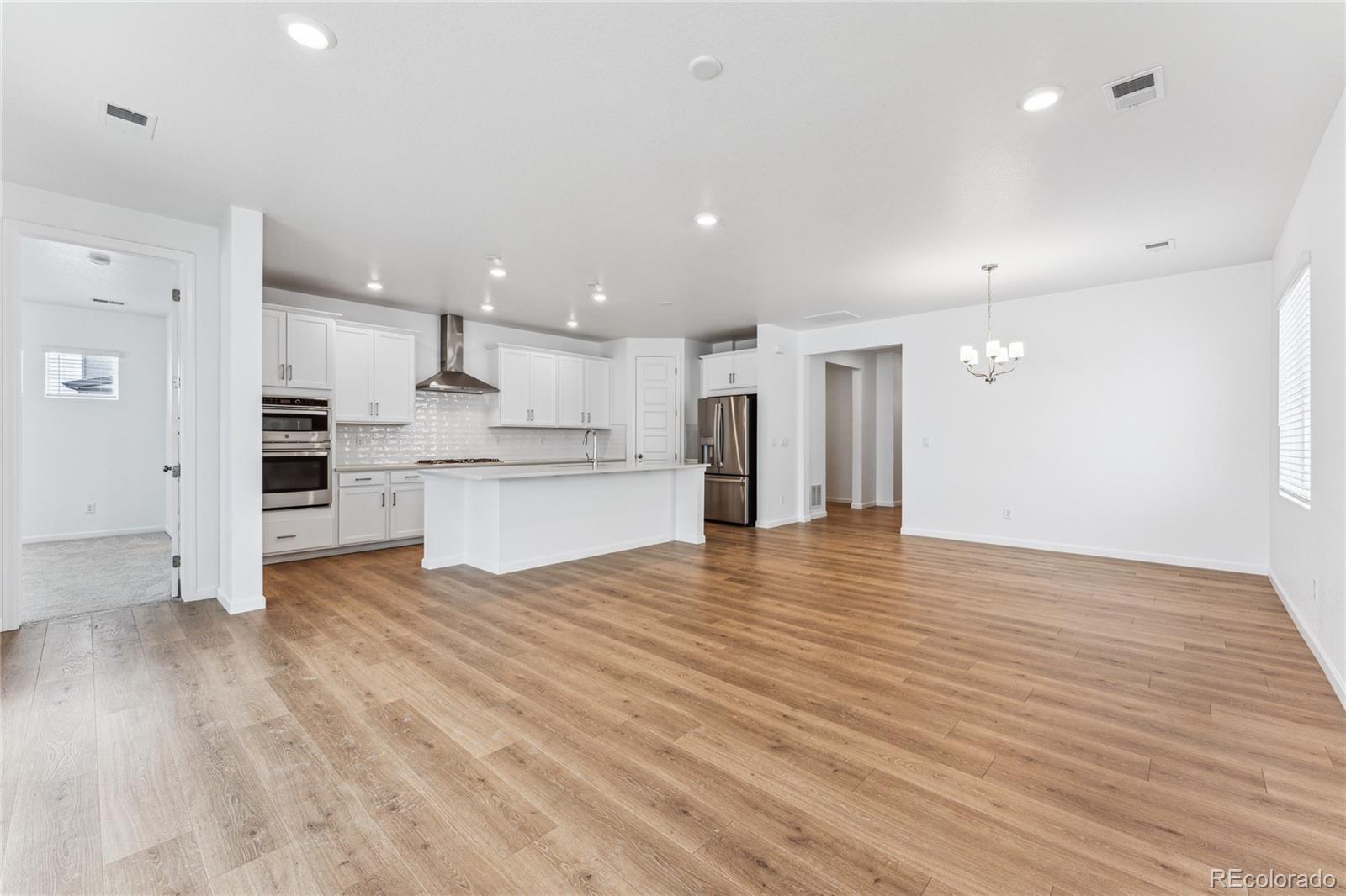 MLS Image #5 for 16478 w 92nd place,arvada, Colorado