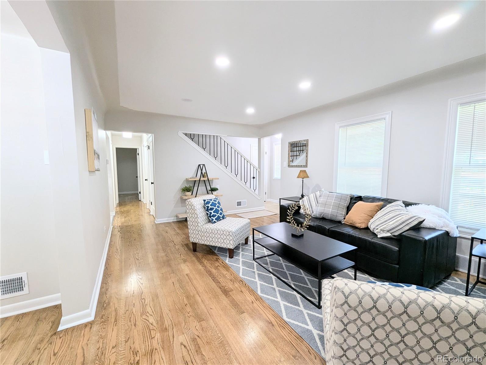 MLS Image #4 for 1054  magnolia street,denver, Colorado