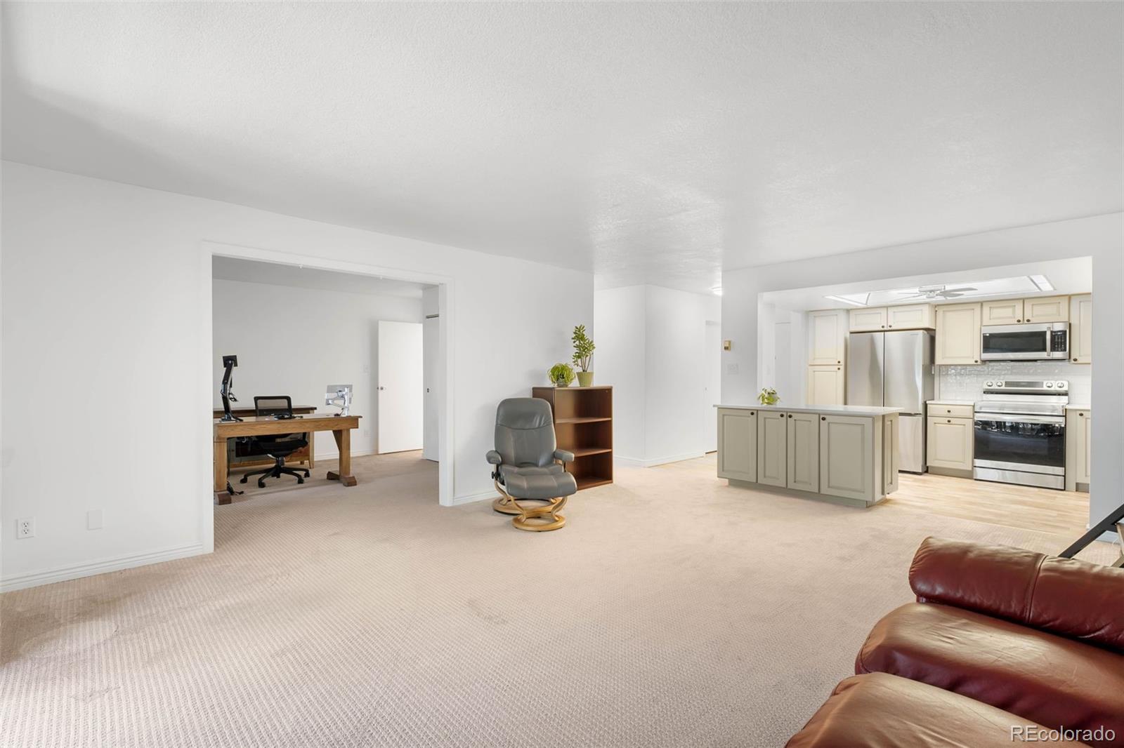 MLS Image #5 for 14300 e marina drive,aurora, Colorado