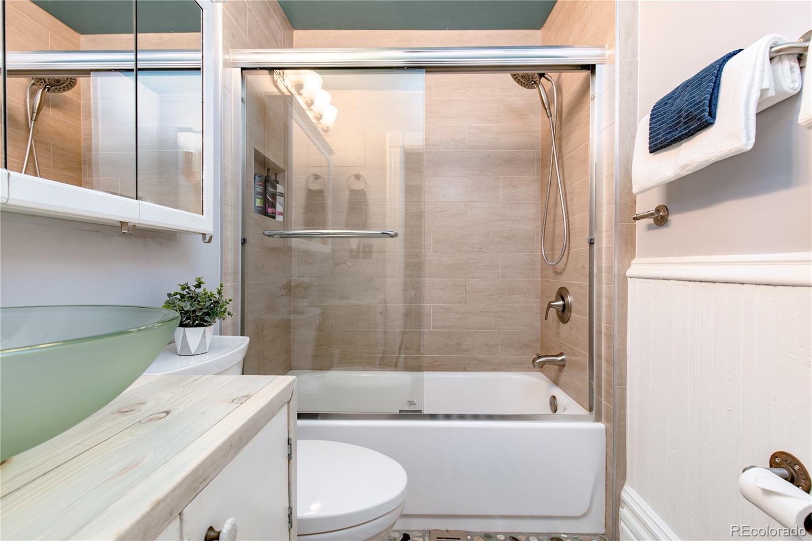 MLS Image #20 for 2358 n ogden street b,denver, Colorado