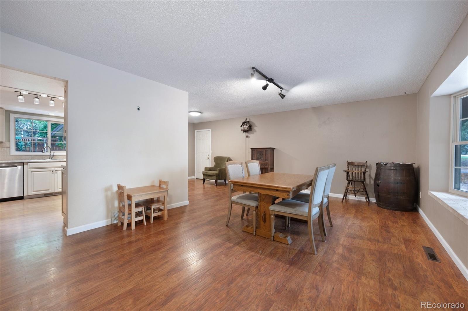 MLS Image #3 for 5214  alta loma road,colorado springs, Colorado