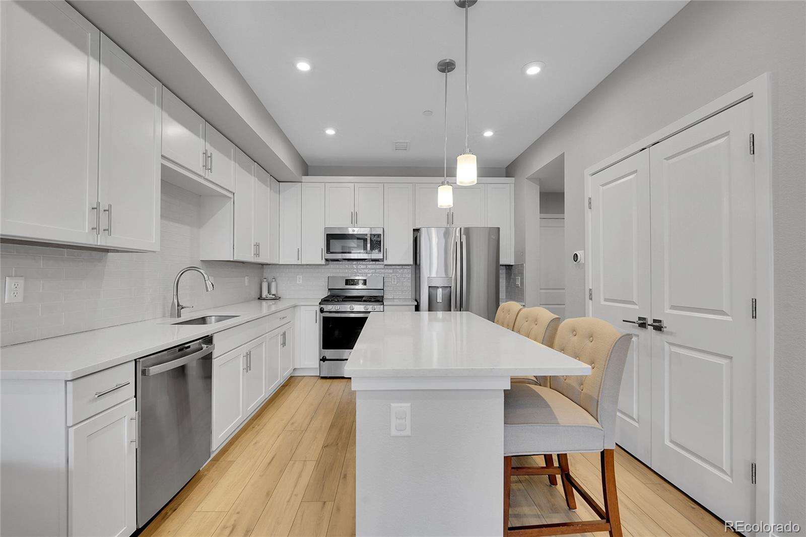 MLS Image #12 for 6211 w 28th court,wheat ridge, Colorado