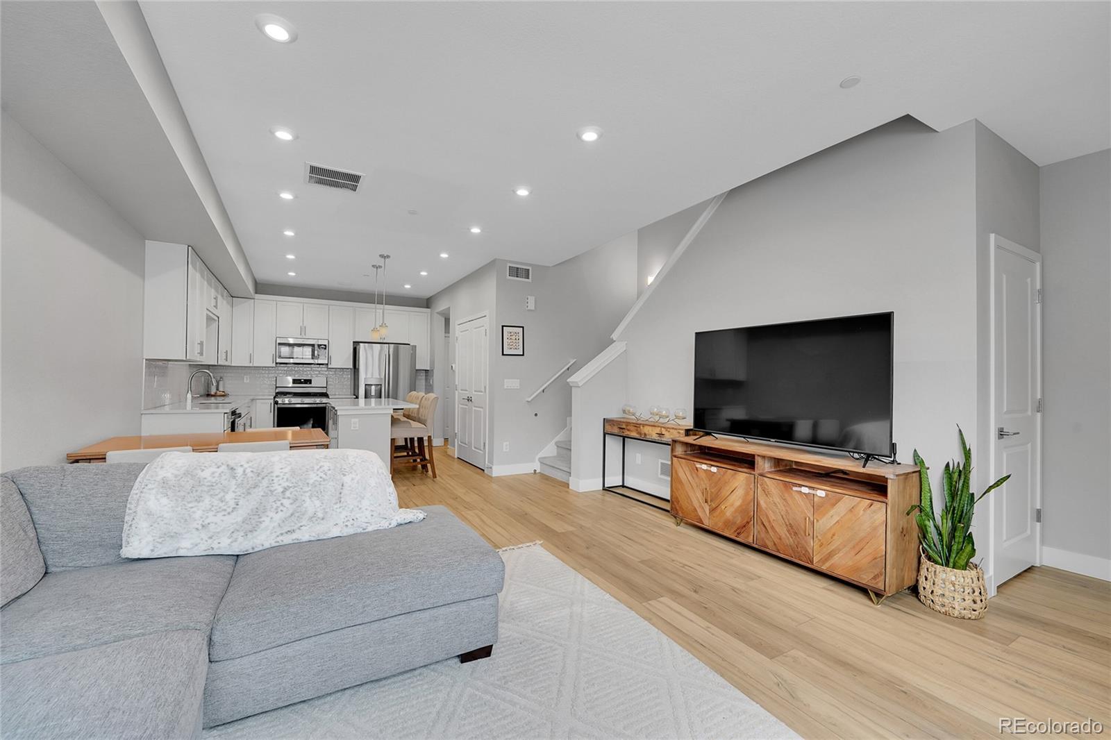 MLS Image #2 for 6211 w 28th court,wheat ridge, Colorado