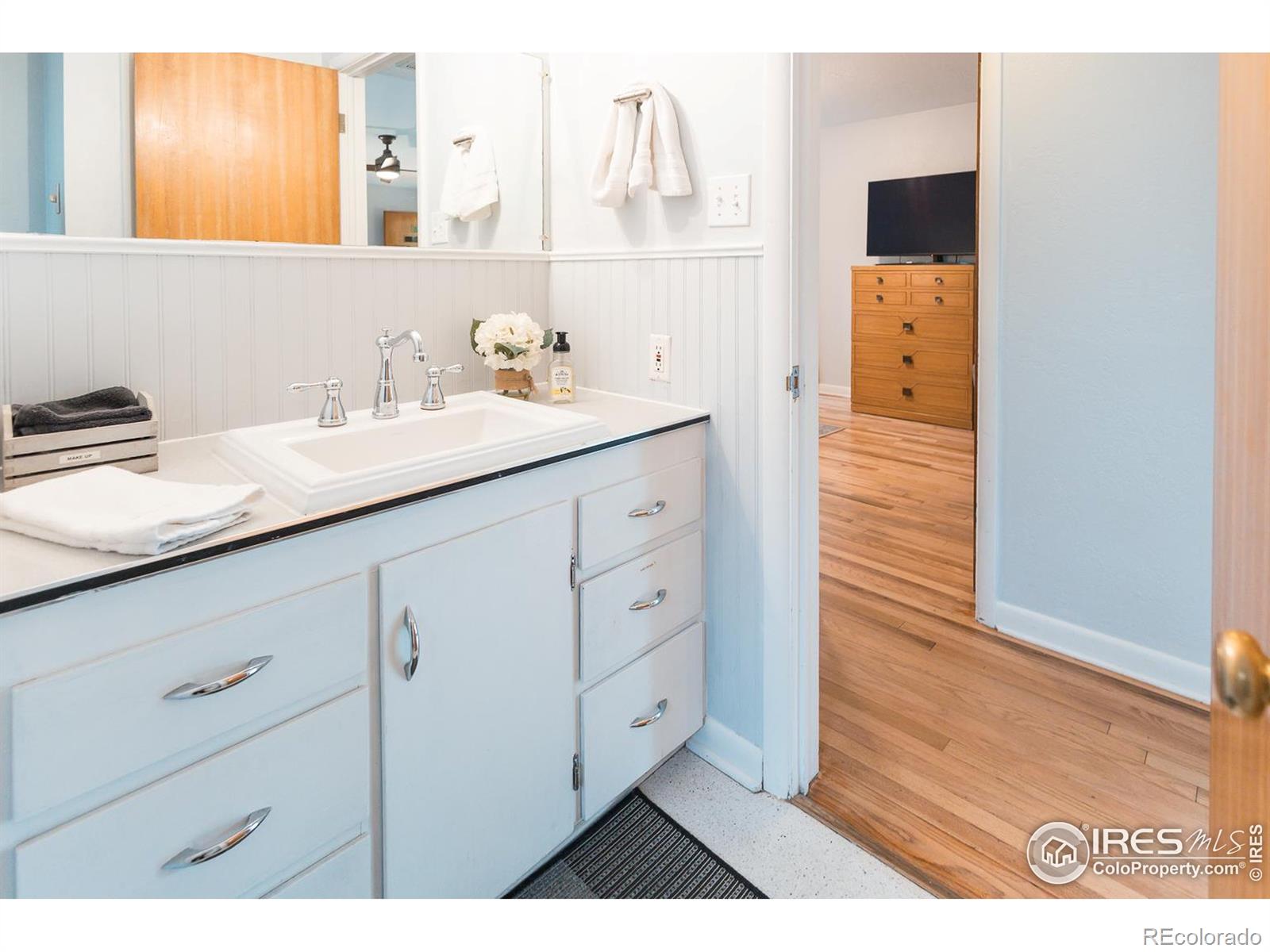 MLS Image #16 for 624 e plum street,fort collins, Colorado