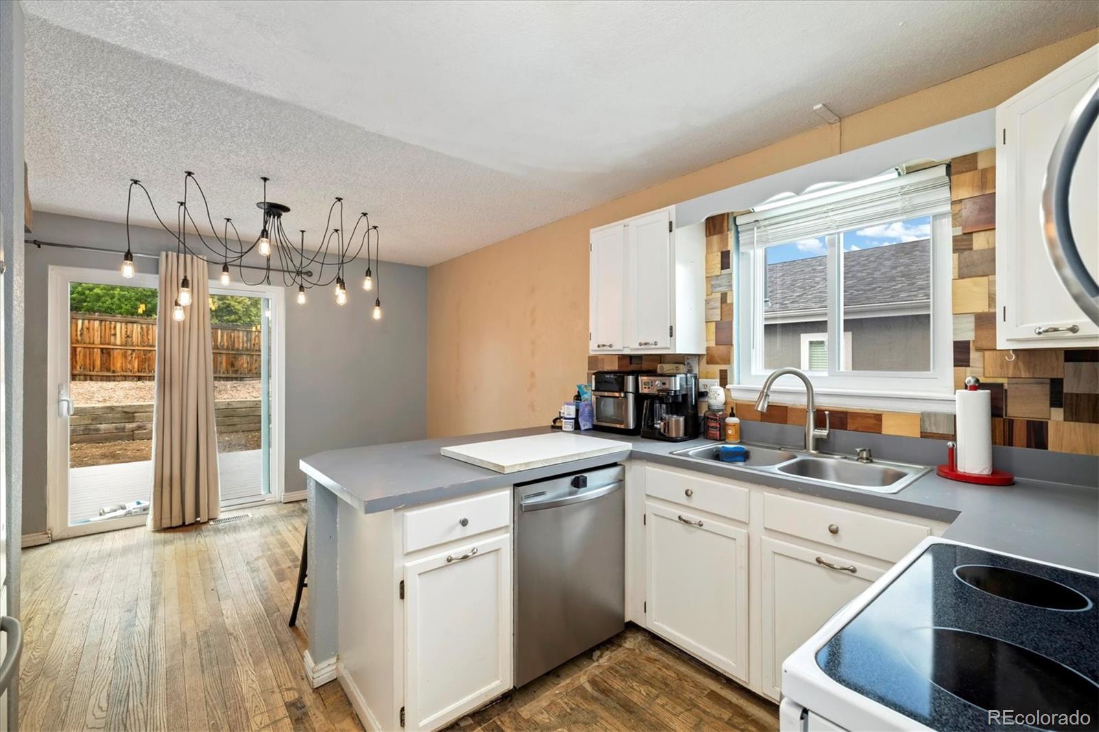 MLS Image #10 for 11376  forest drive,thornton, Colorado