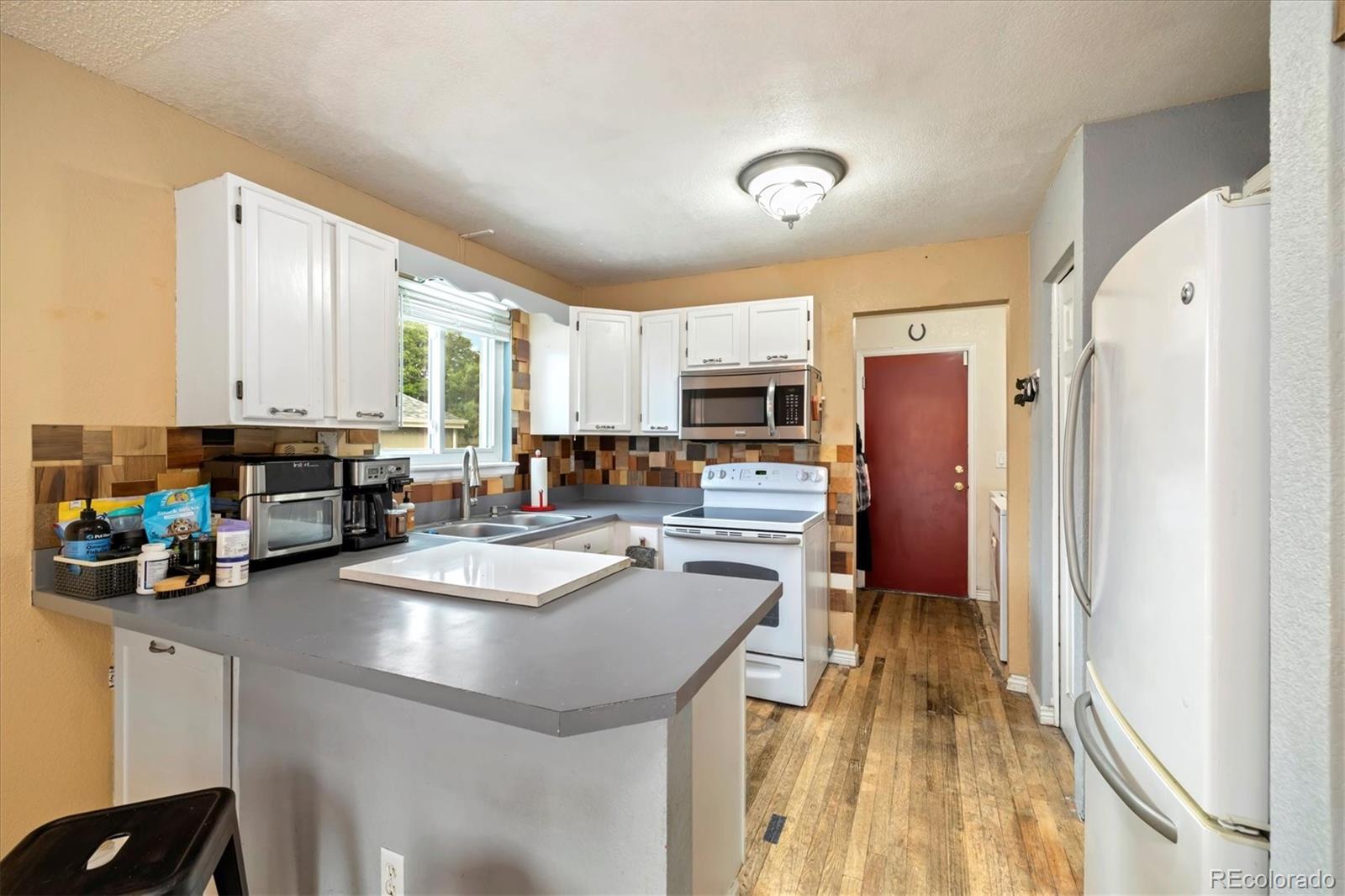 MLS Image #9 for 11376  forest drive,thornton, Colorado