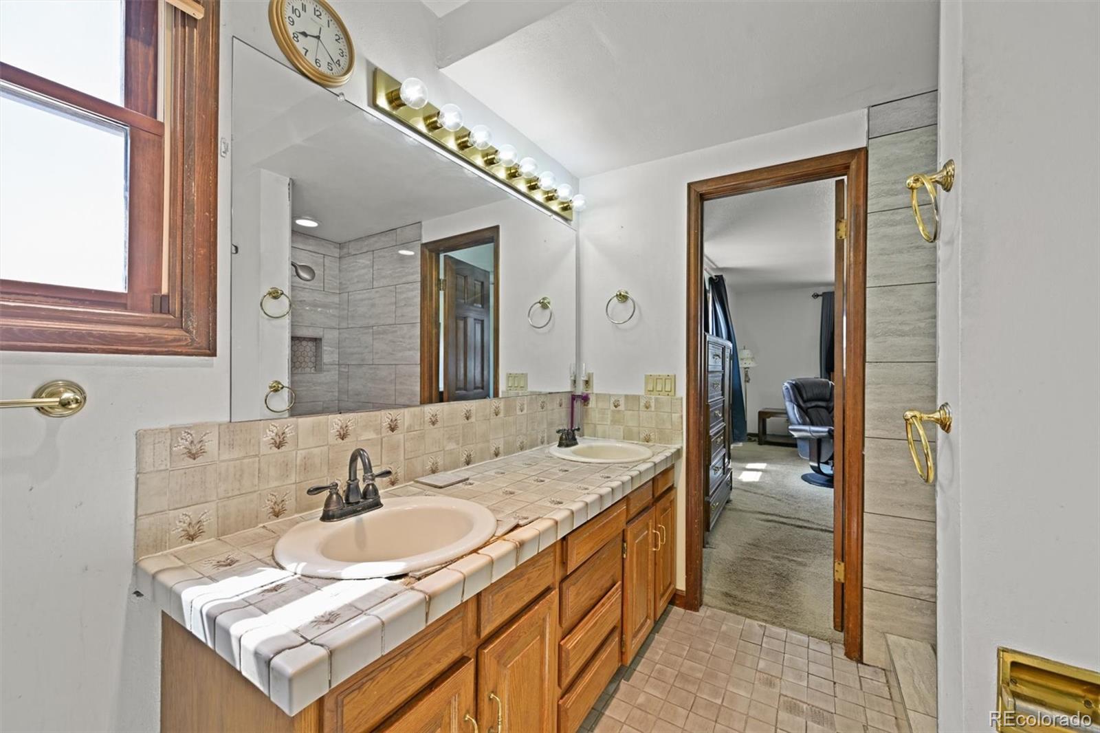 MLS Image #19 for 17852 e long avenue,centennial, Colorado