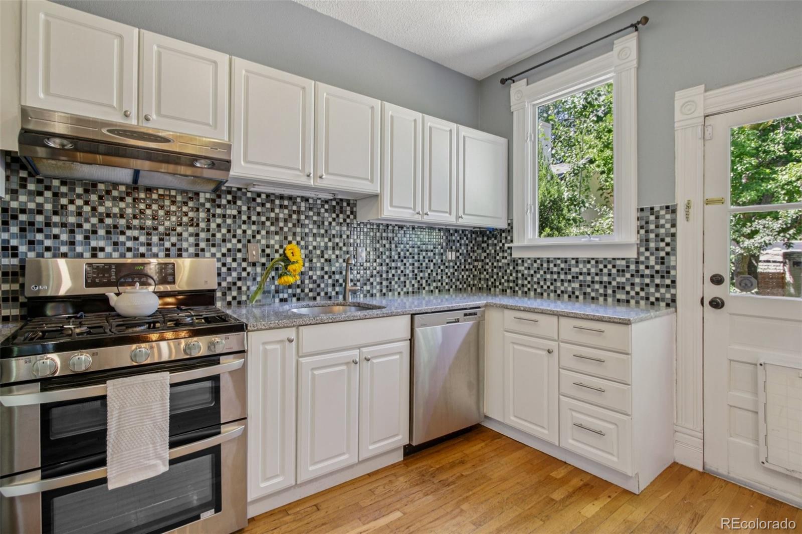 MLS Image #17 for 351  bannock street,denver, Colorado