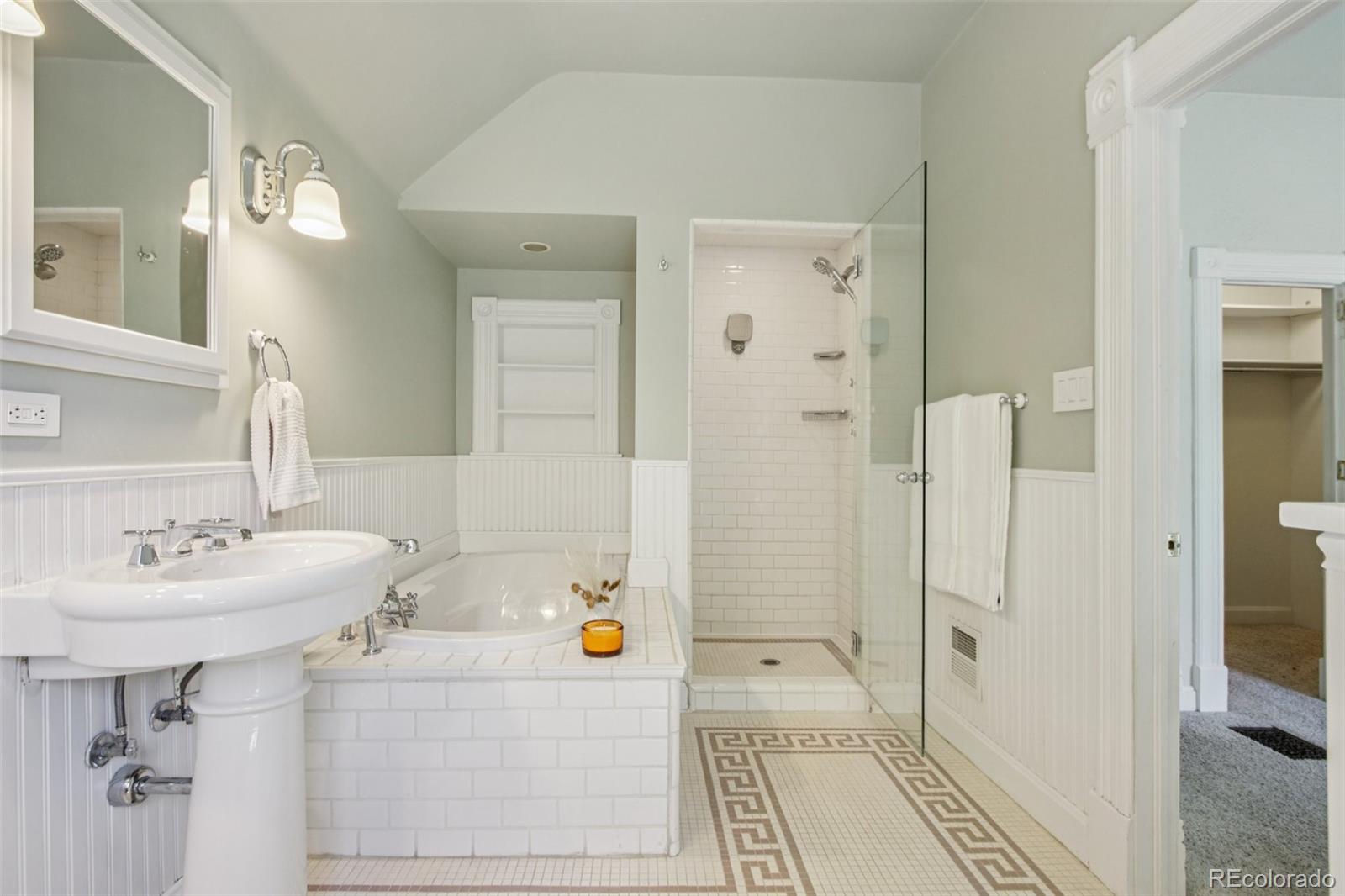 MLS Image #29 for 351  bannock street,denver, Colorado