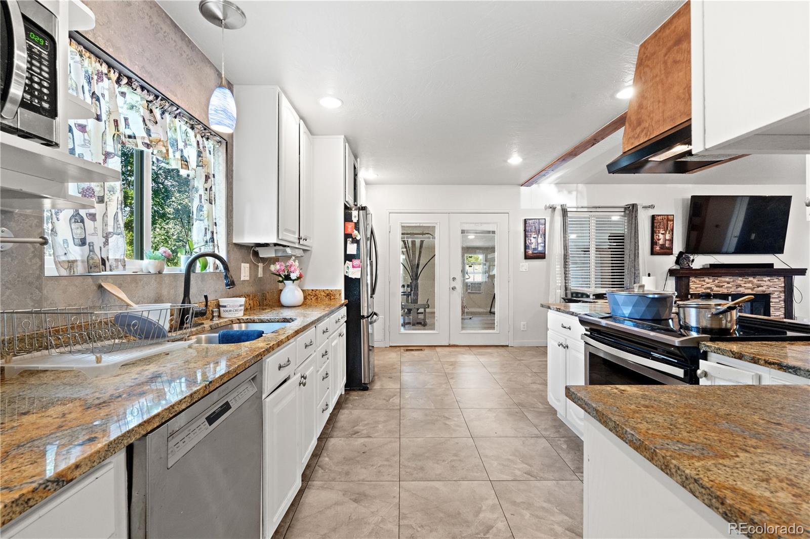 MLS Image #8 for 16673 e kent drive,aurora, Colorado