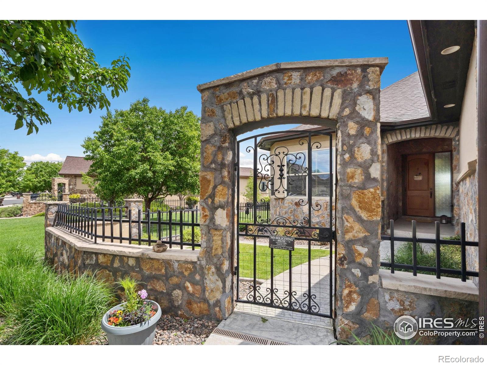 MLS Image #2 for 2055  vineyard drive,windsor, Colorado