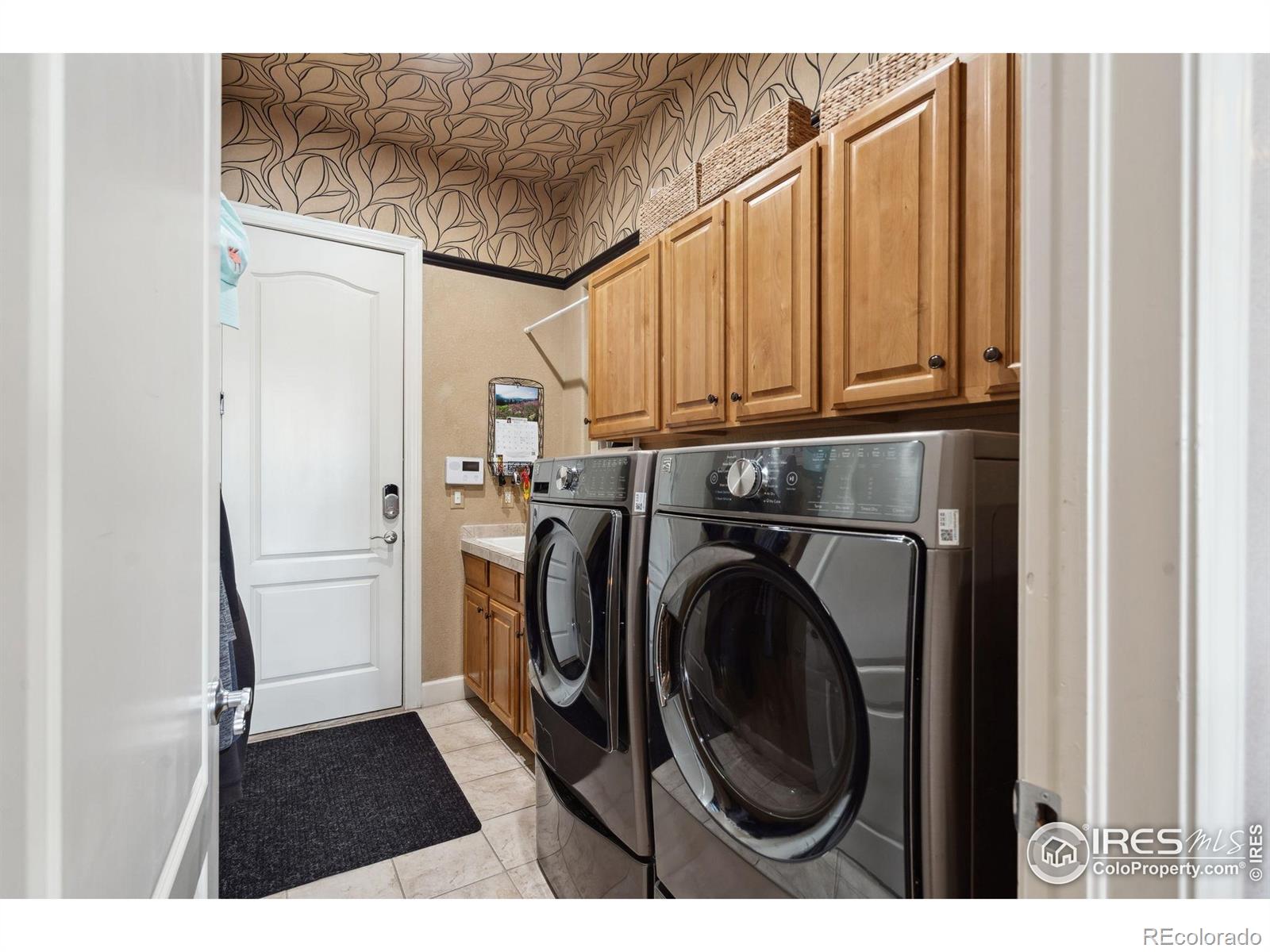 MLS Image #20 for 2055  vineyard drive,windsor, Colorado