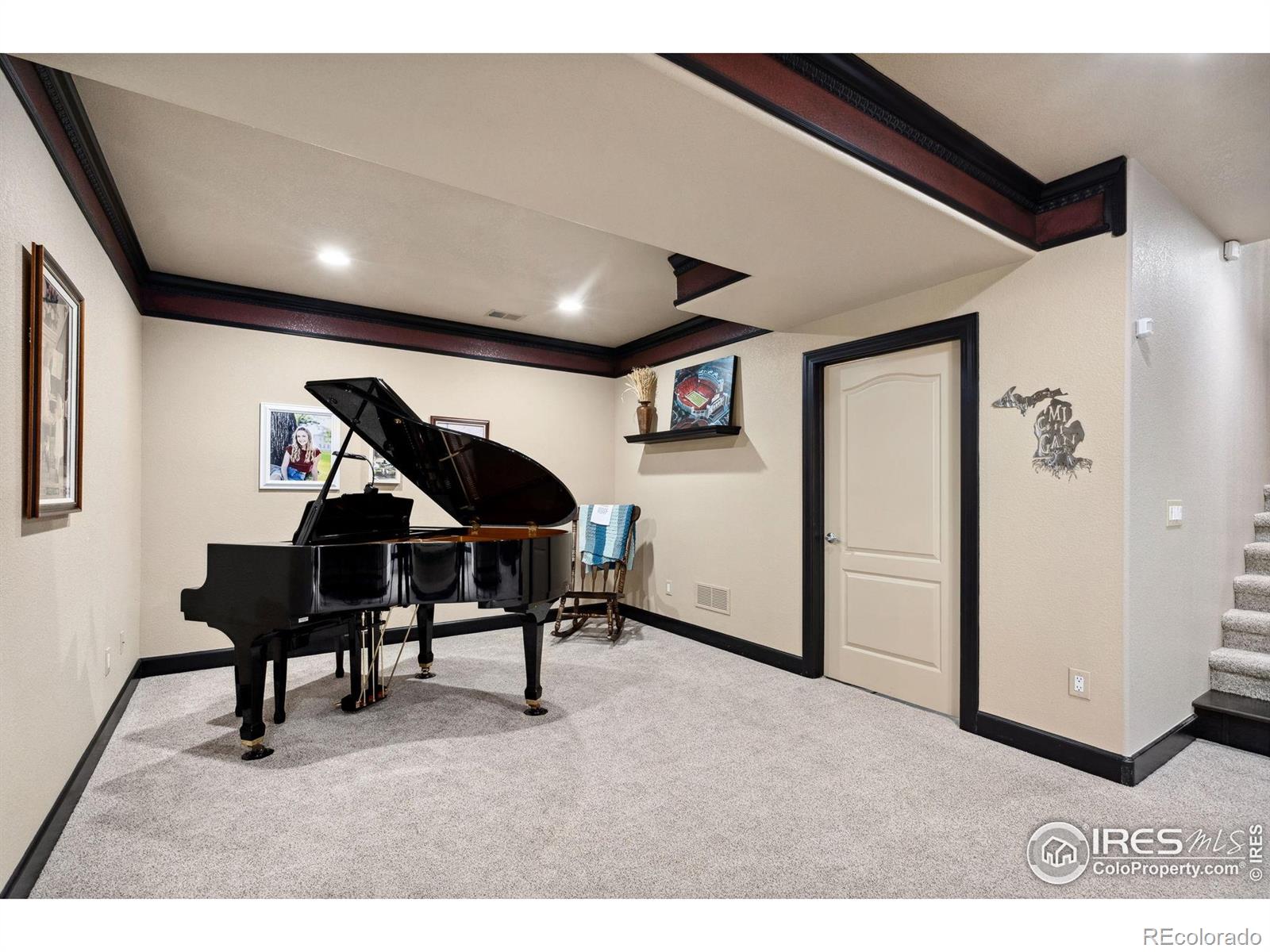 MLS Image #26 for 2055  vineyard drive,windsor, Colorado