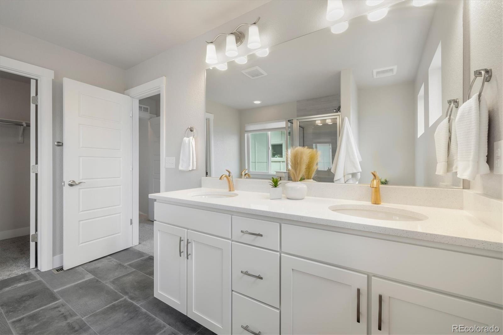 MLS Image #19 for 9861 e 59th drive,denver, Colorado