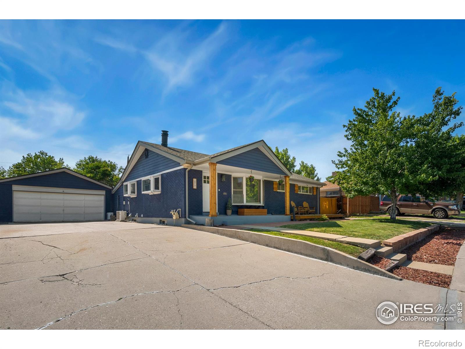 MLS Image #2 for 10731  blue jay lane,northglenn, Colorado