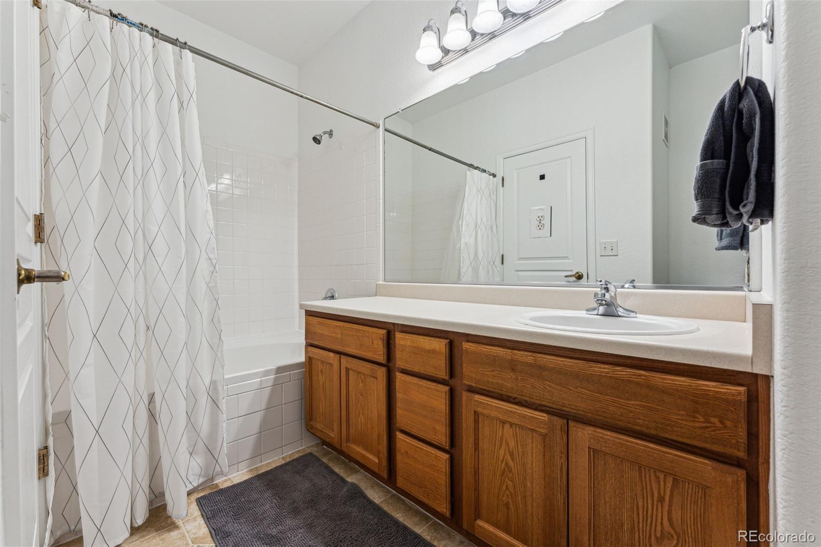 MLS Image #23 for 9980 w jewell avenue,lakewood, Colorado