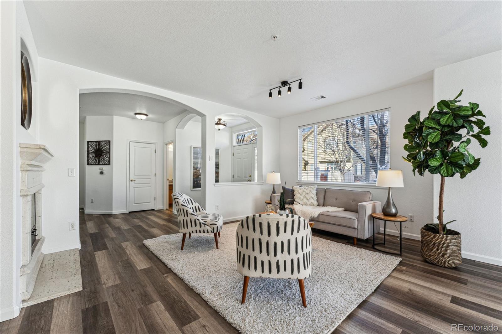 MLS Image #4 for 9980 w jewell avenue,lakewood, Colorado