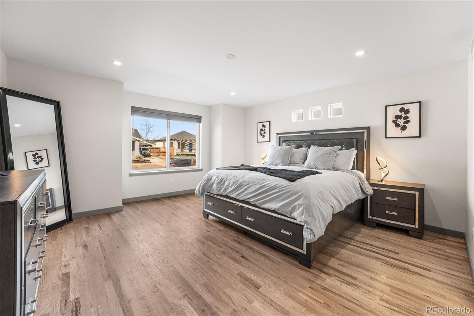 MLS Image #15 for 4966  knox court,denver, Colorado