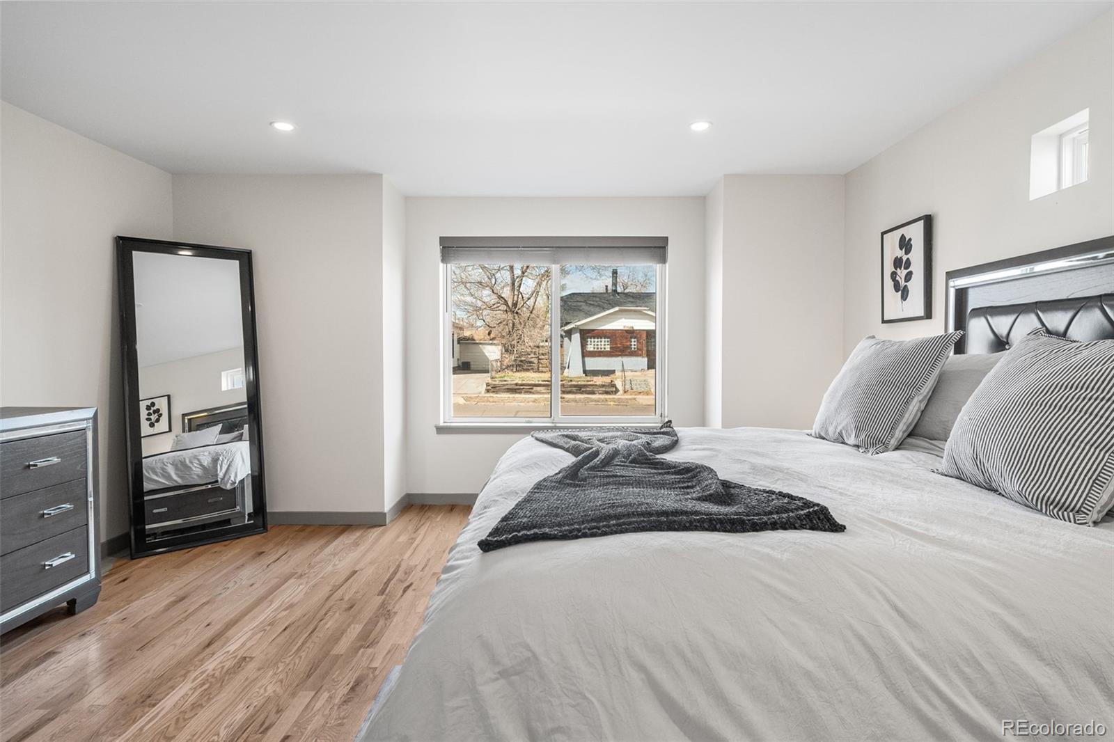 MLS Image #16 for 4966  knox court,denver, Colorado