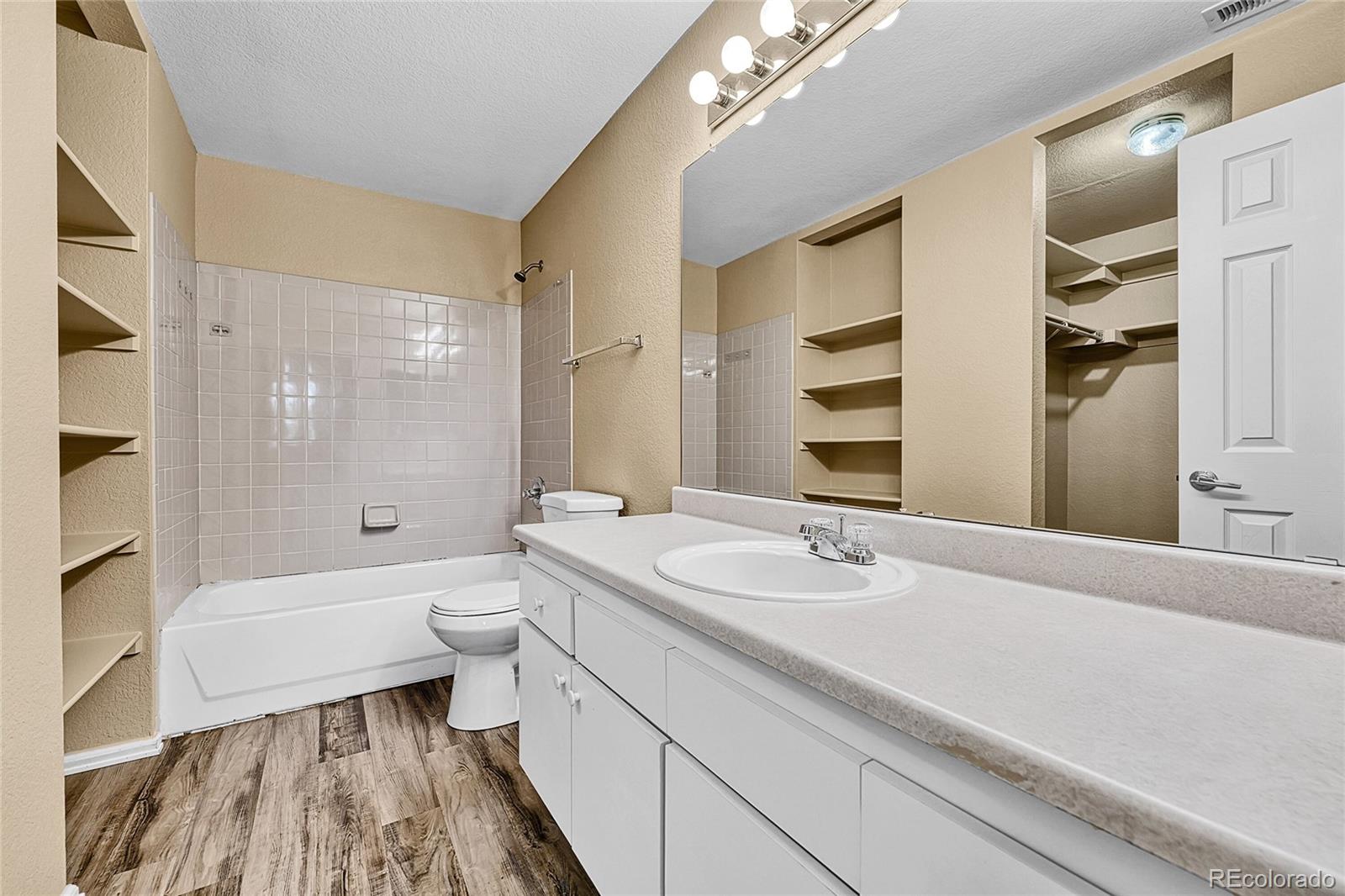 MLS Image #10 for 8065 w eastman place,denver, Colorado