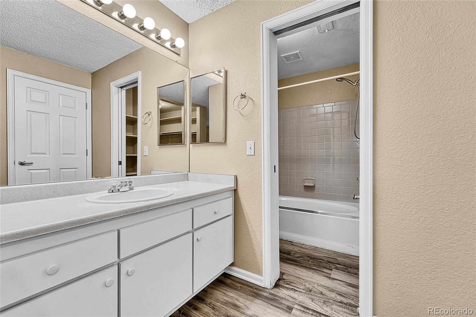 MLS Image #12 for 8065 w eastman place,denver, Colorado