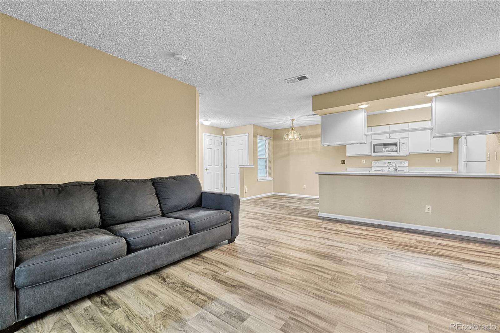 MLS Image #7 for 8065 w eastman place,denver, Colorado