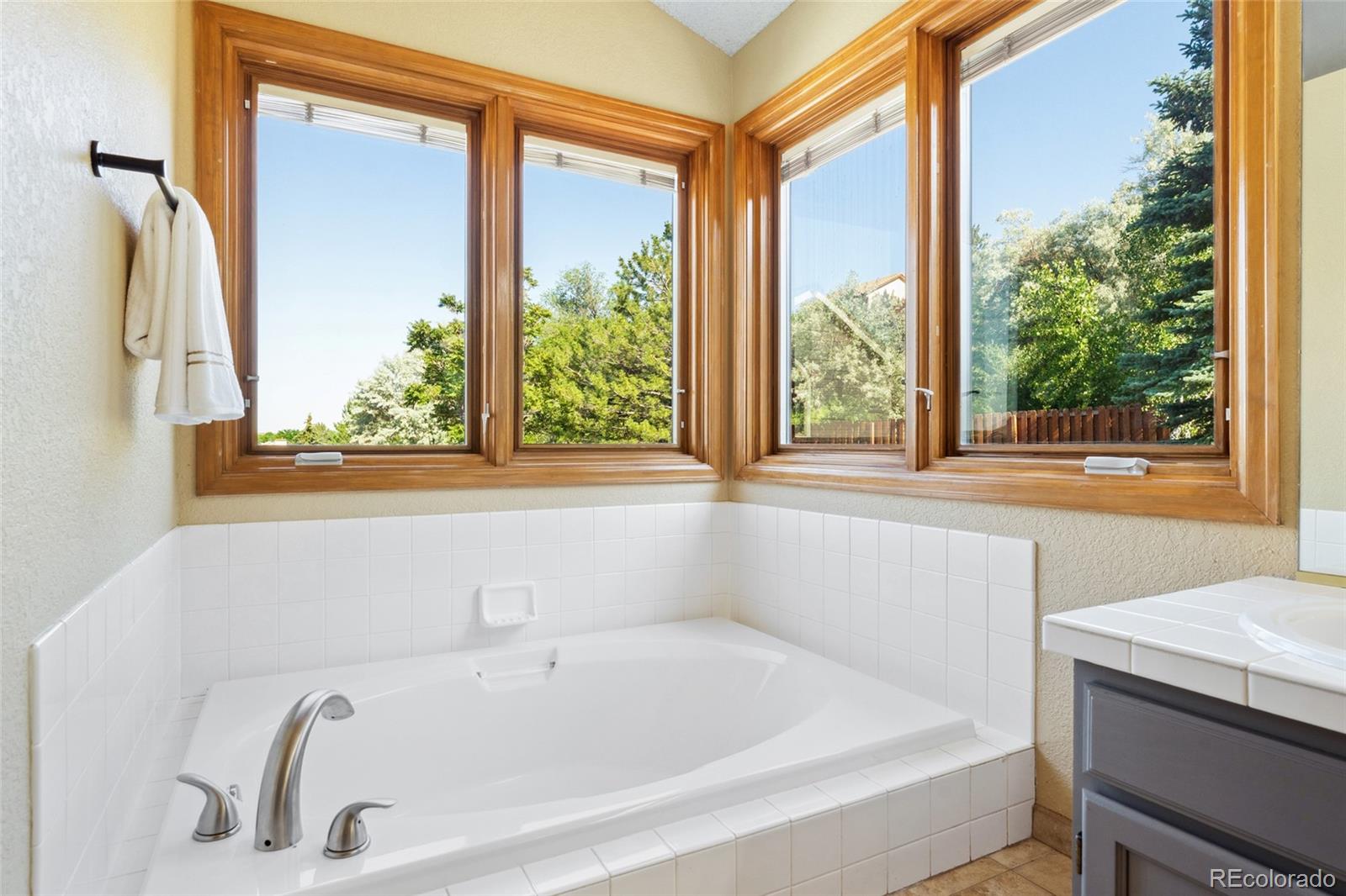 MLS Image #17 for 11932 w 56th circle,arvada, Colorado