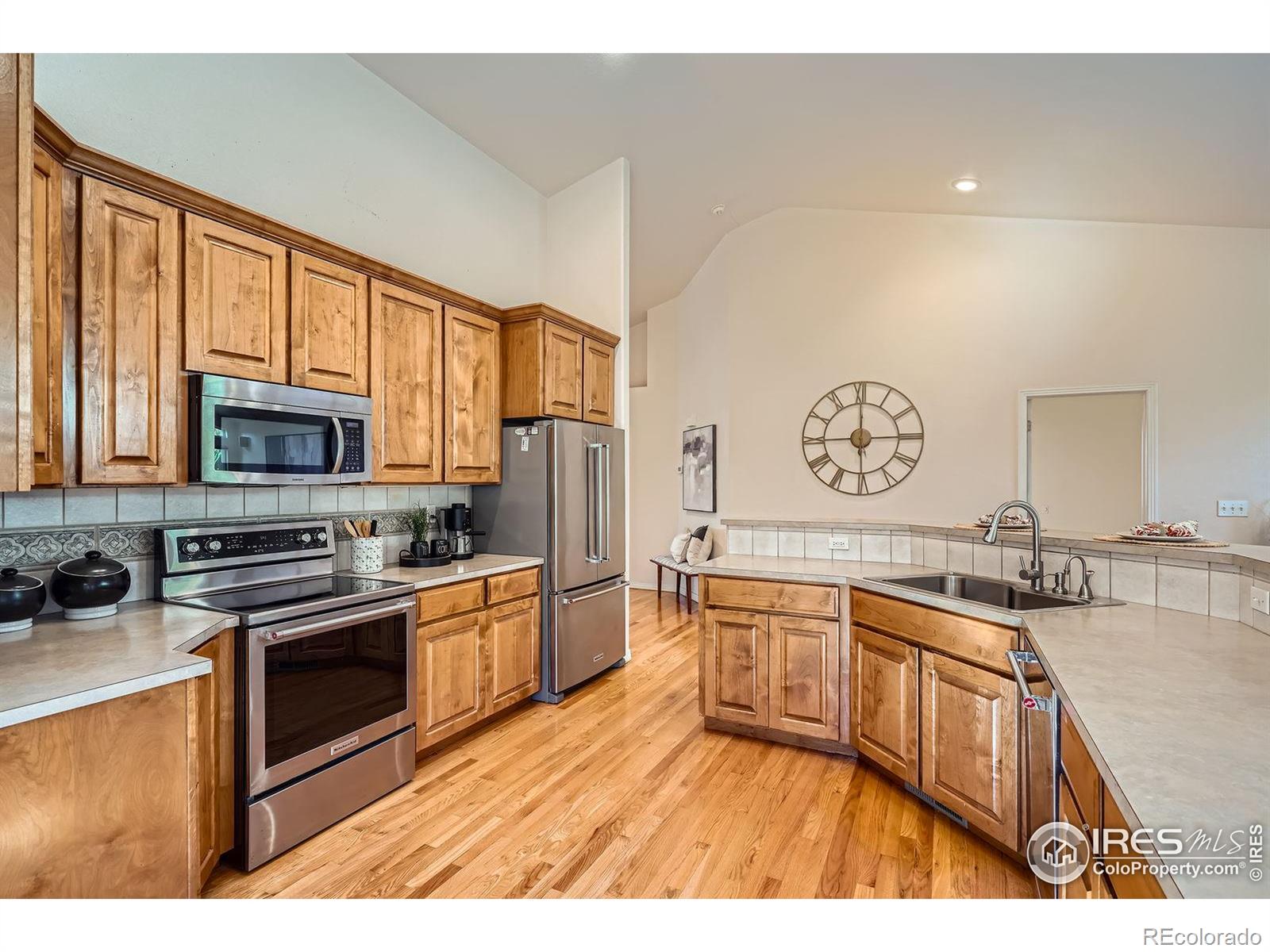MLS Image #8 for 2615  falcon drive,longmont, Colorado