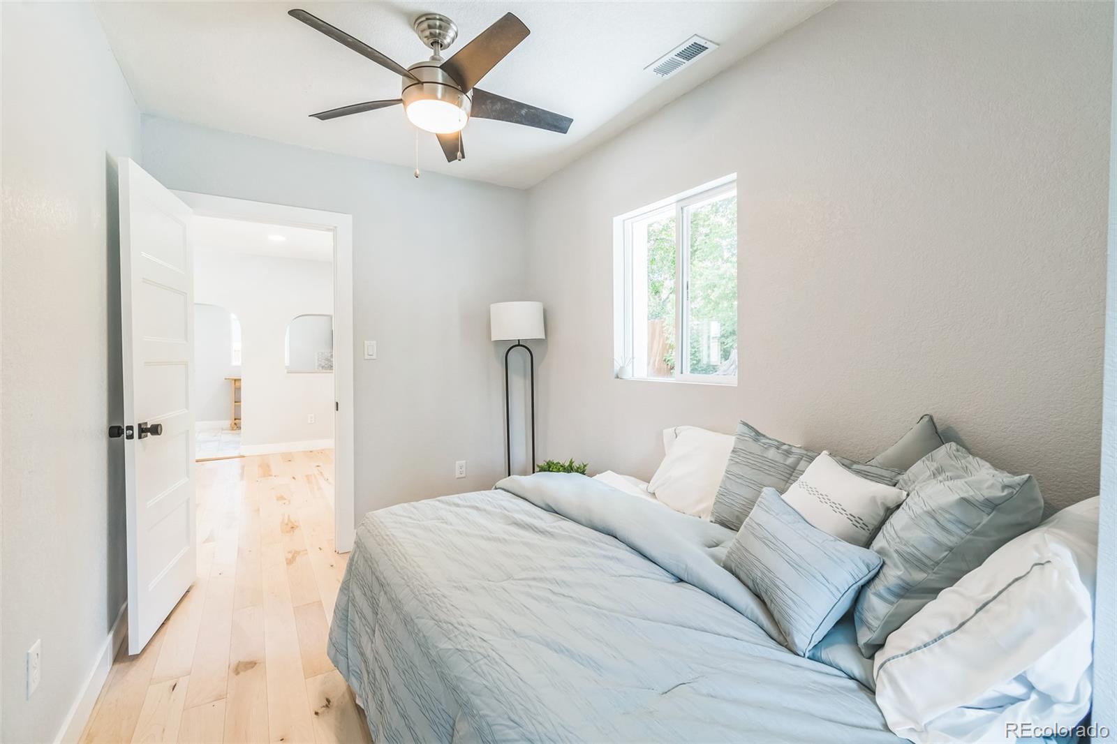MLS Image #14 for 710  raleigh street,denver, Colorado