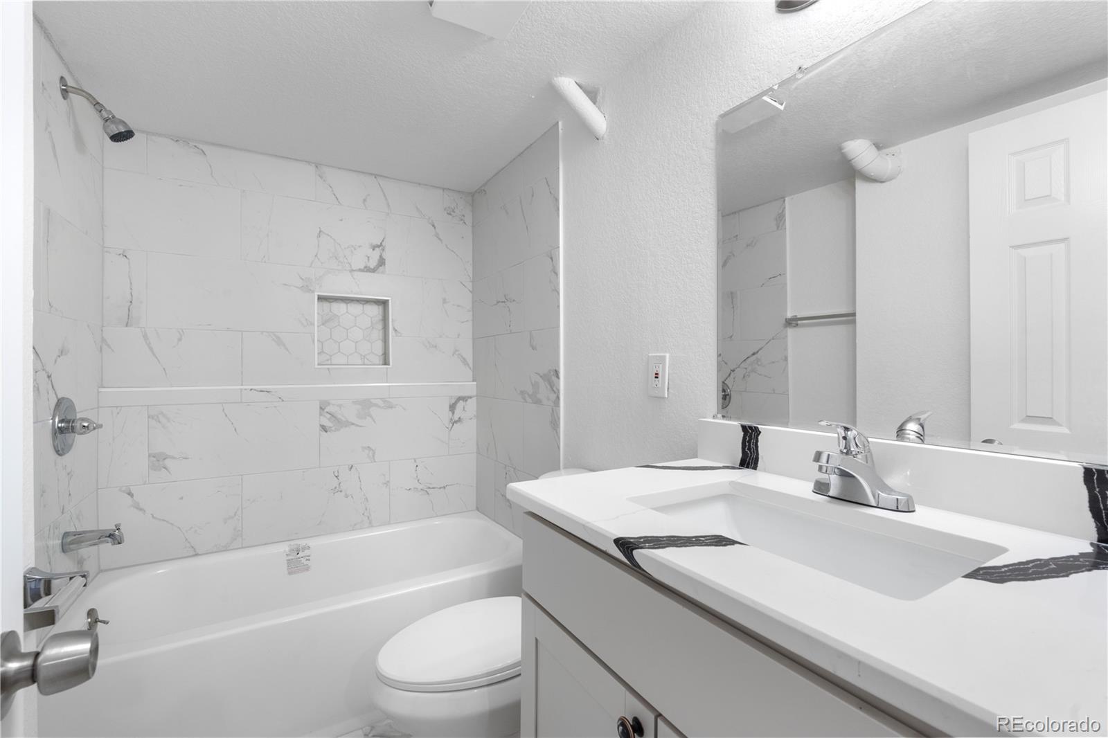 MLS Image #17 for 1705  cathay court,aurora, Colorado