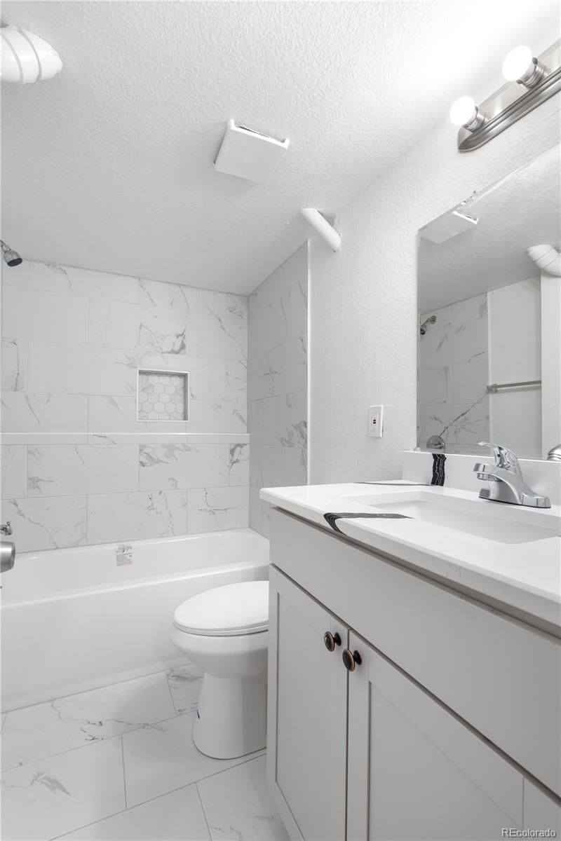 MLS Image #18 for 1705  cathay court,aurora, Colorado