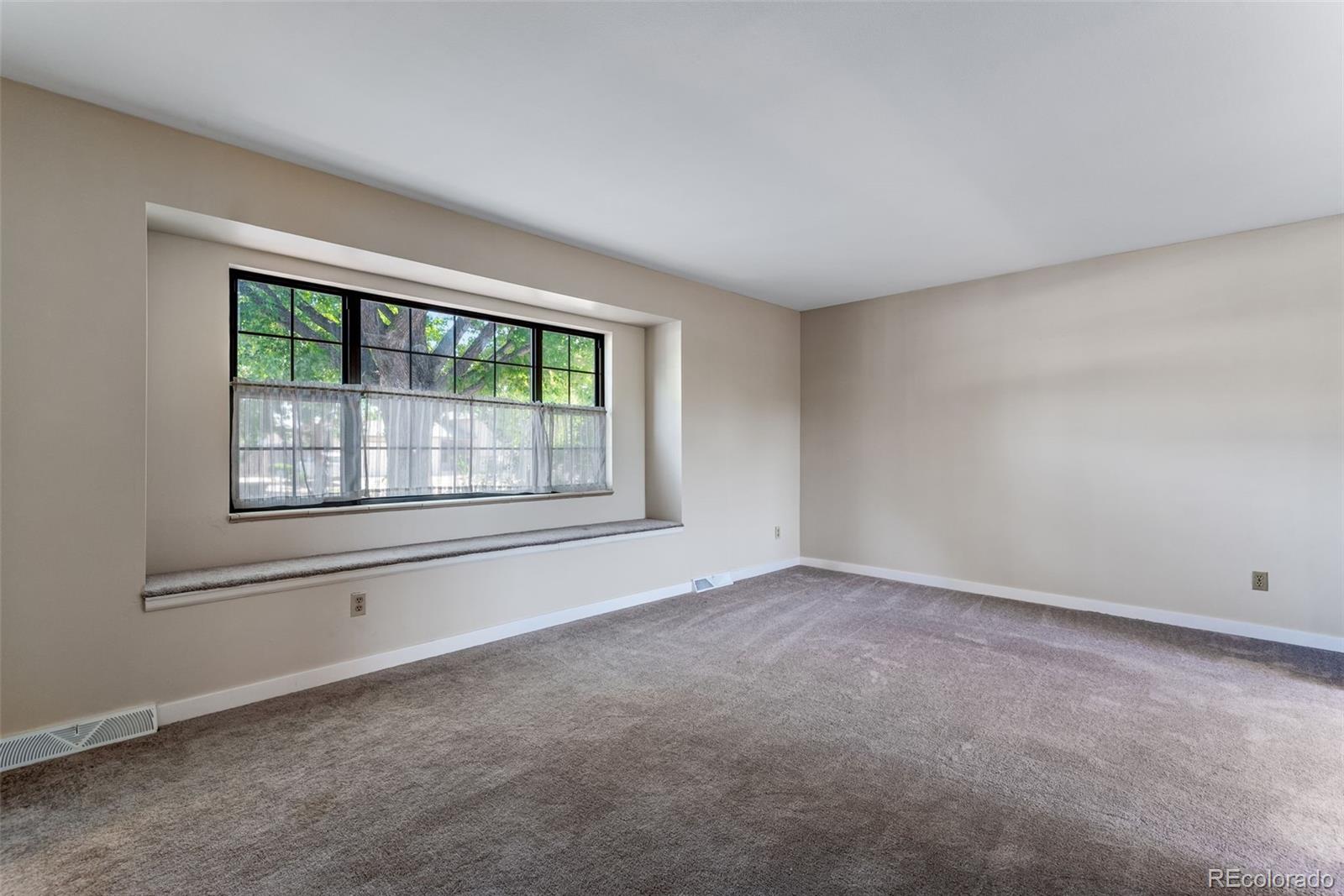 MLS Image #12 for 10851 e iliff place,aurora, Colorado