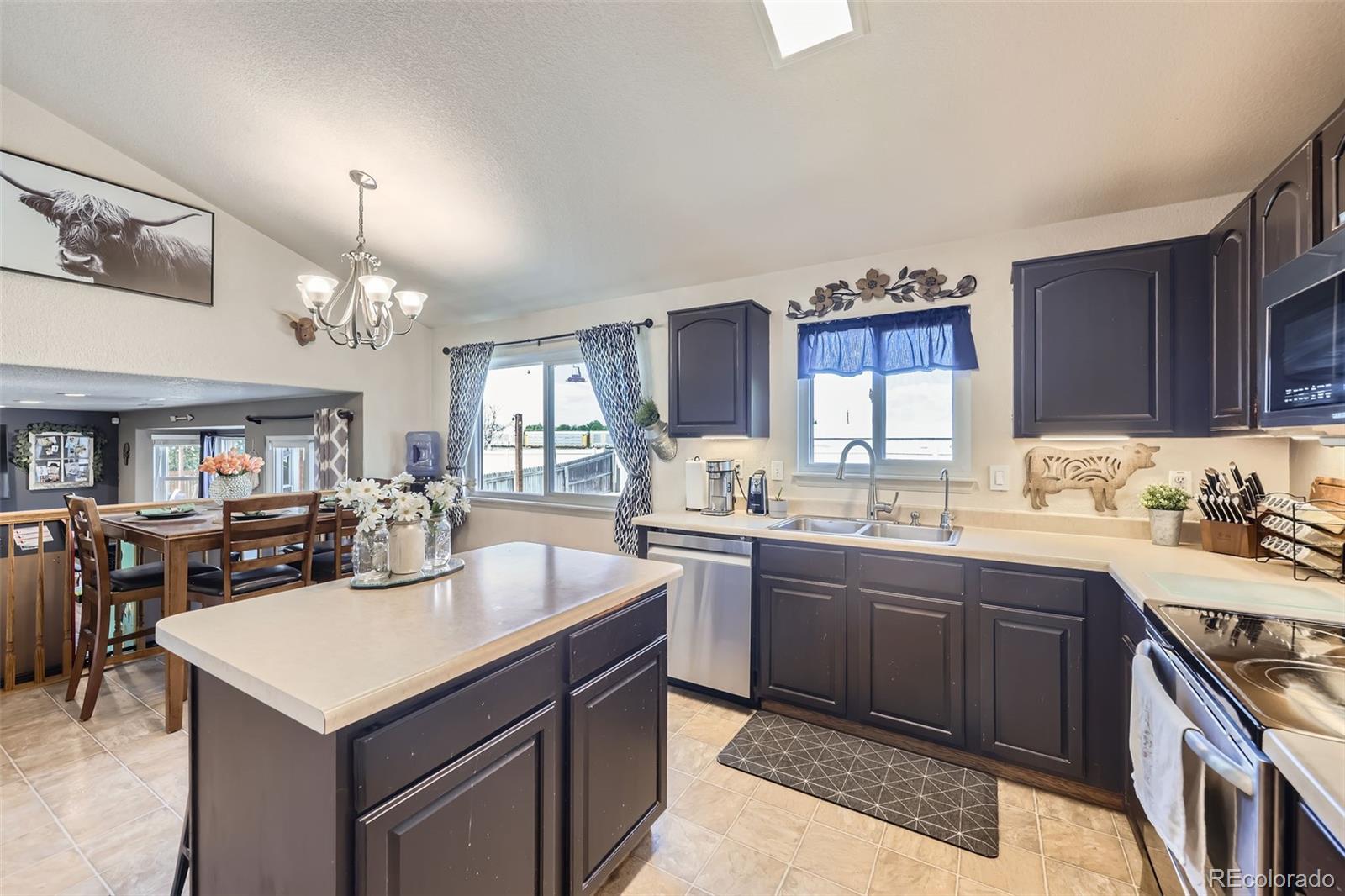 MLS Image #10 for 11357  iola street,commerce city, Colorado