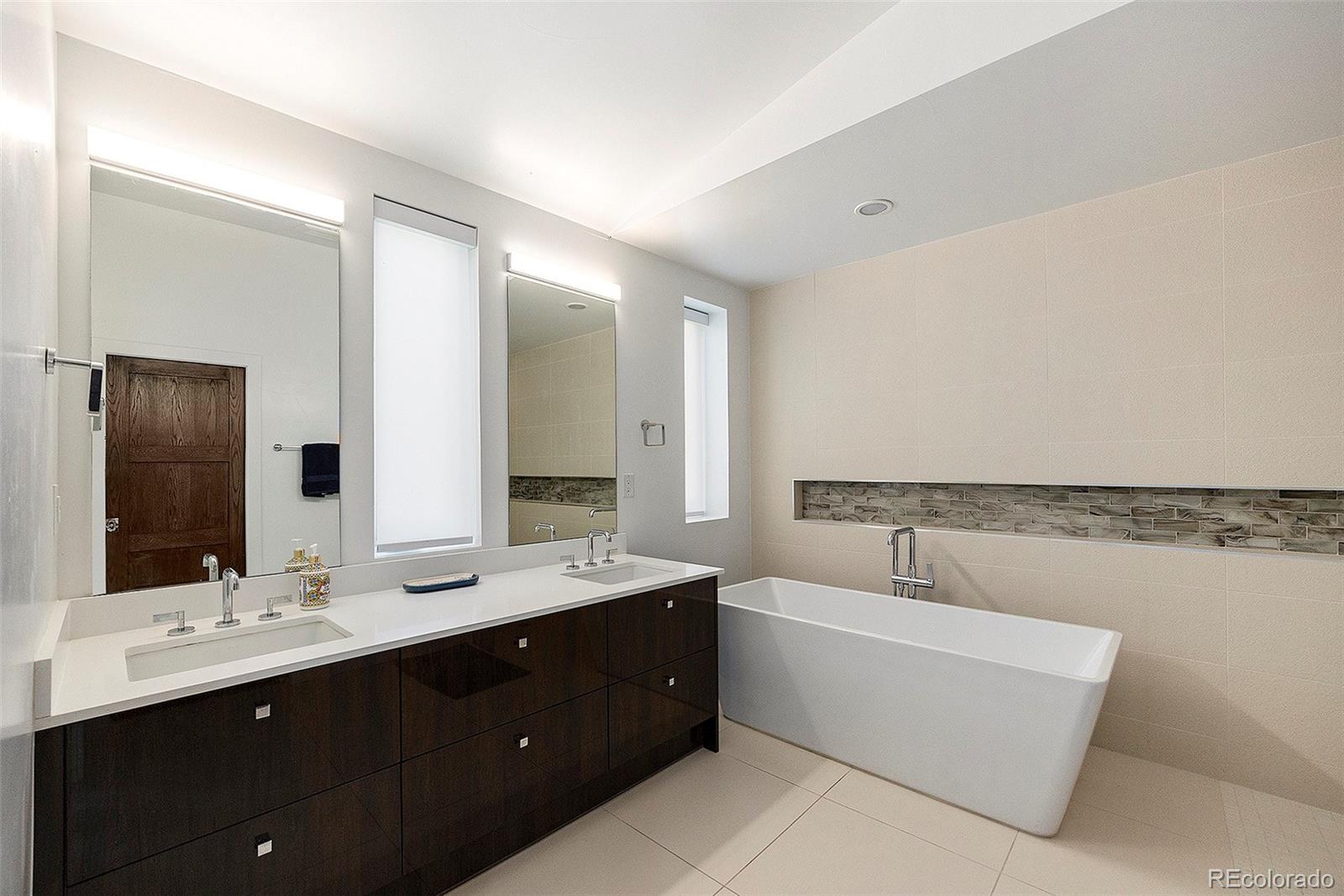 MLS Image #10 for 3057 s university circle,englewood, Colorado