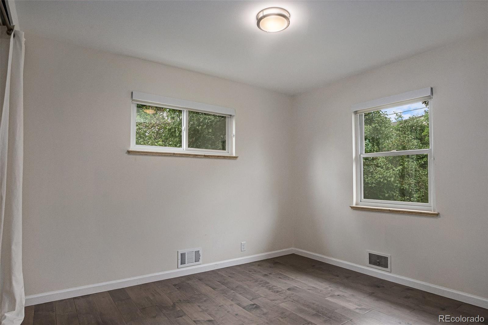 MLS Image #14 for 1694 s elm street,denver, Colorado