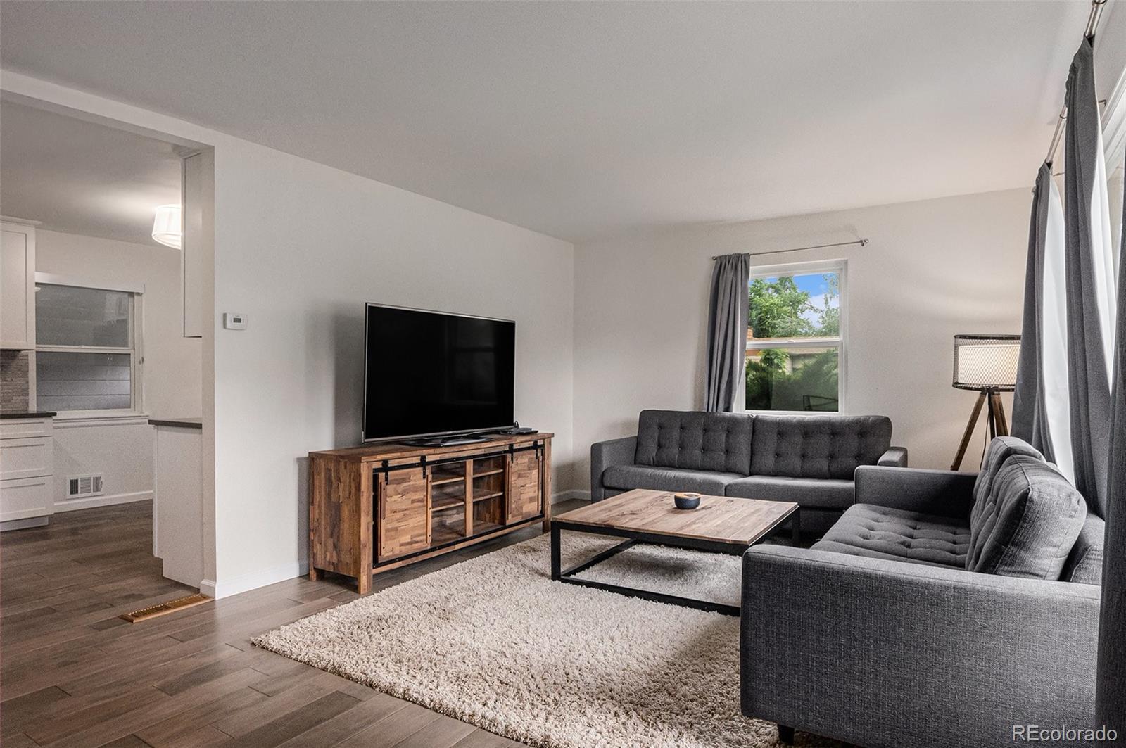 MLS Image #4 for 1694 s elm street,denver, Colorado