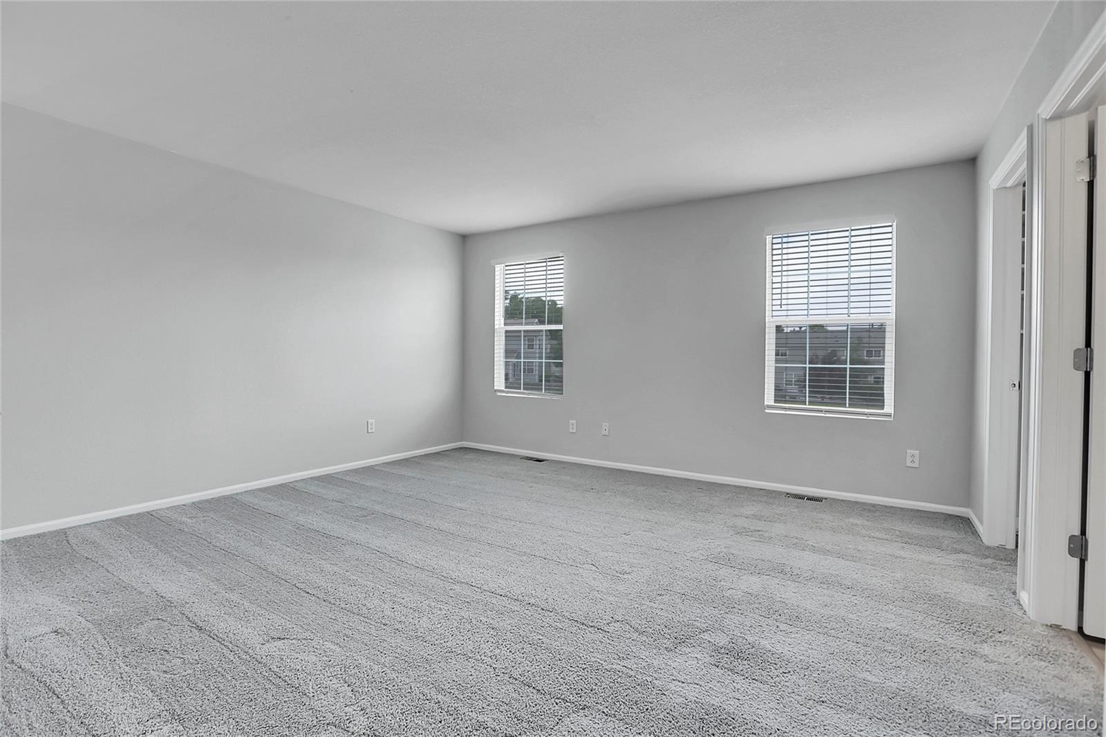 MLS Image #14 for 7977 s kittredge street,englewood, Colorado