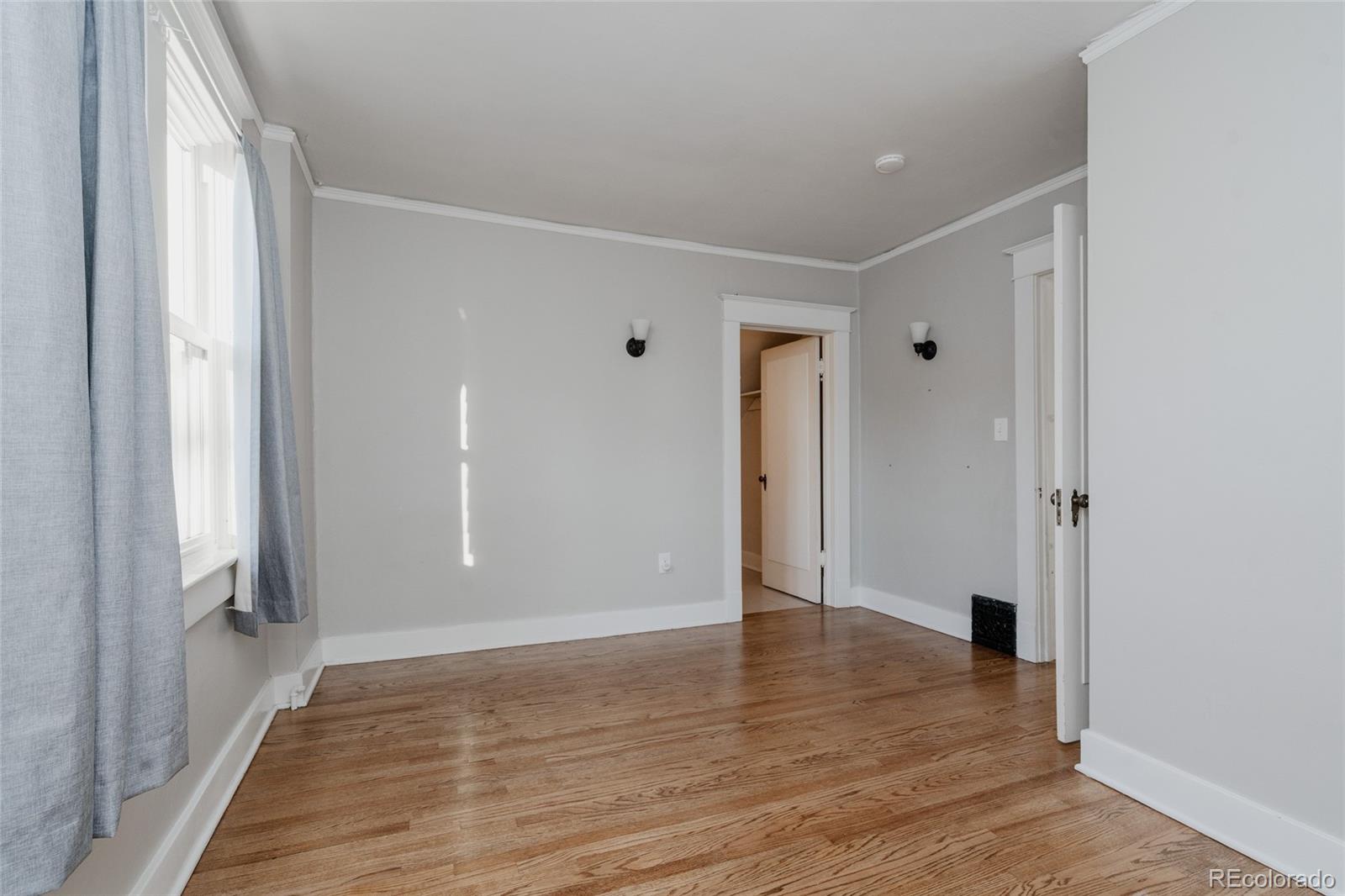 MLS Image #37 for 2096 s logan street,denver, Colorado